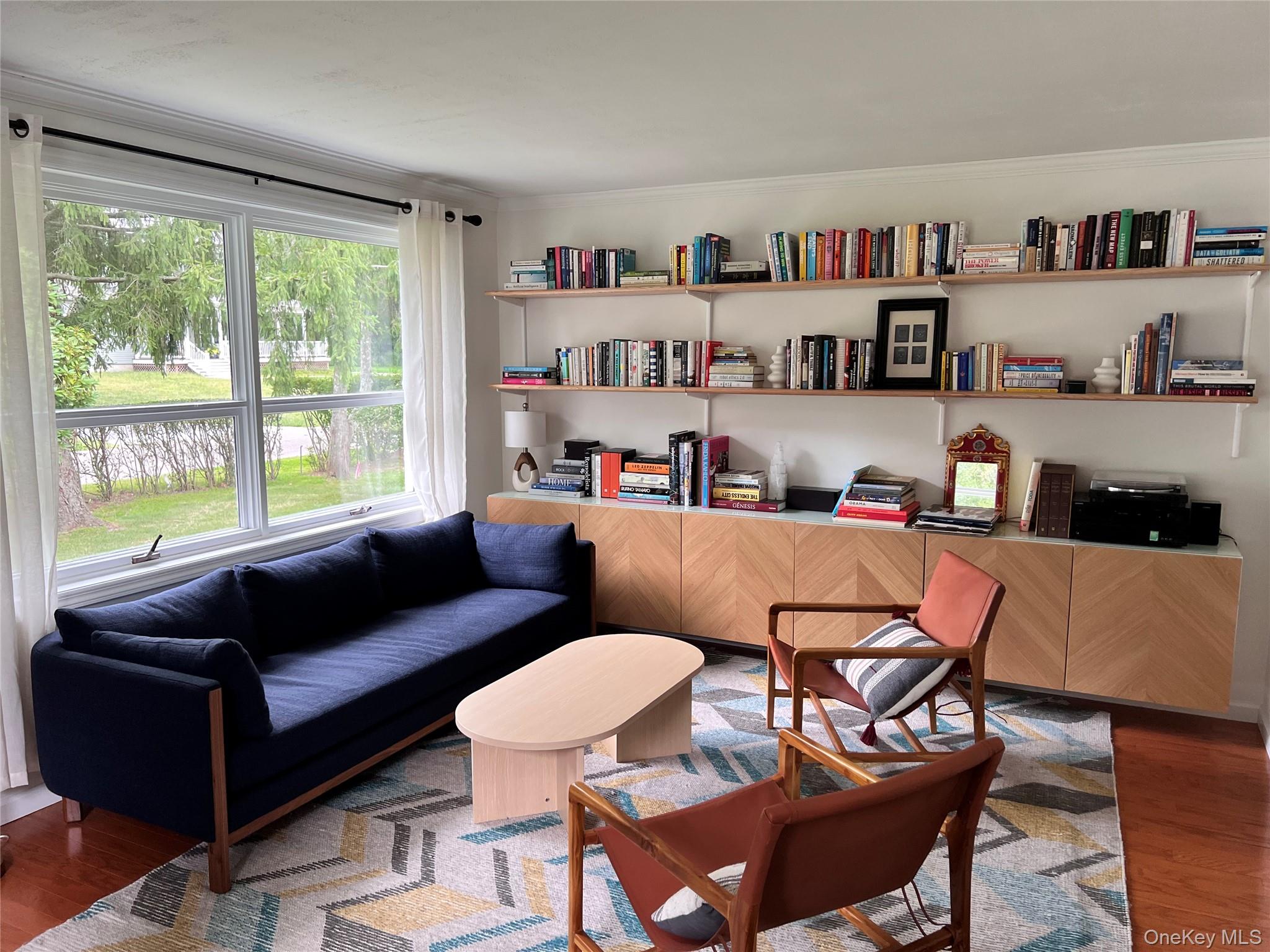 3825 Stars Road, East Marion, NY 11939