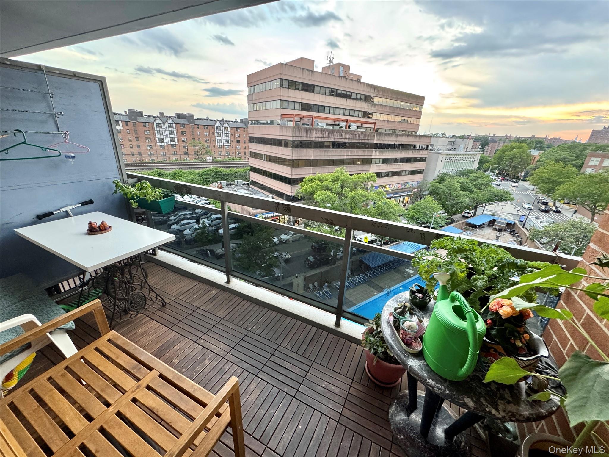 70-25 Yellowstone Boulevard # 7U, Forest Hills, NY 11375