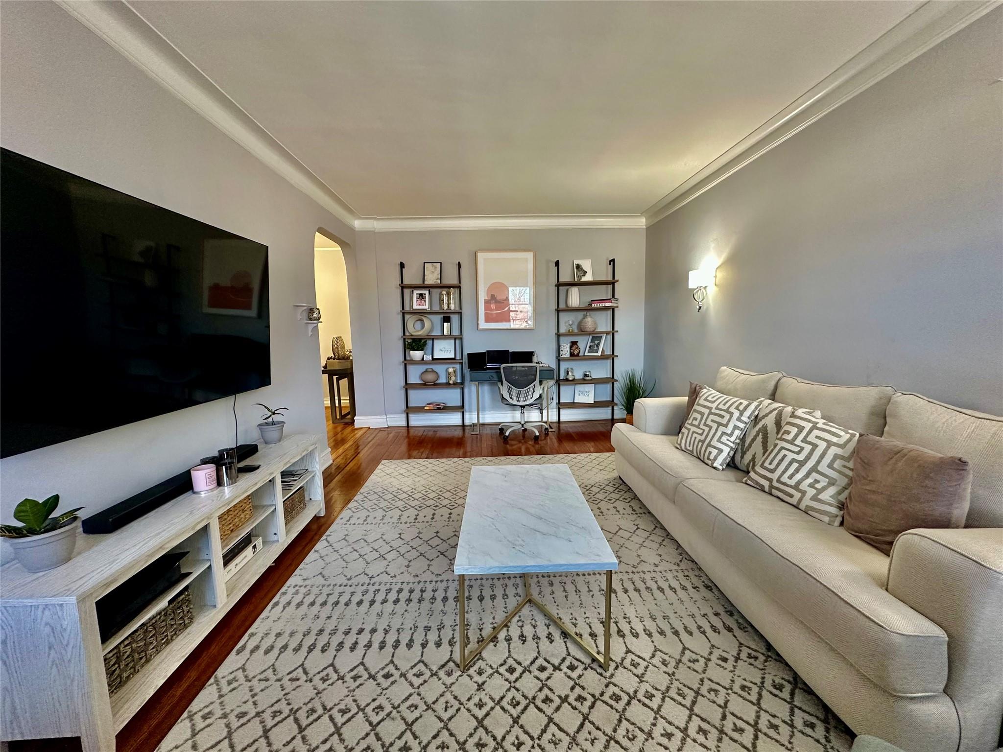 167 Centre Avenue # 2E, New Rochelle, NY 10805