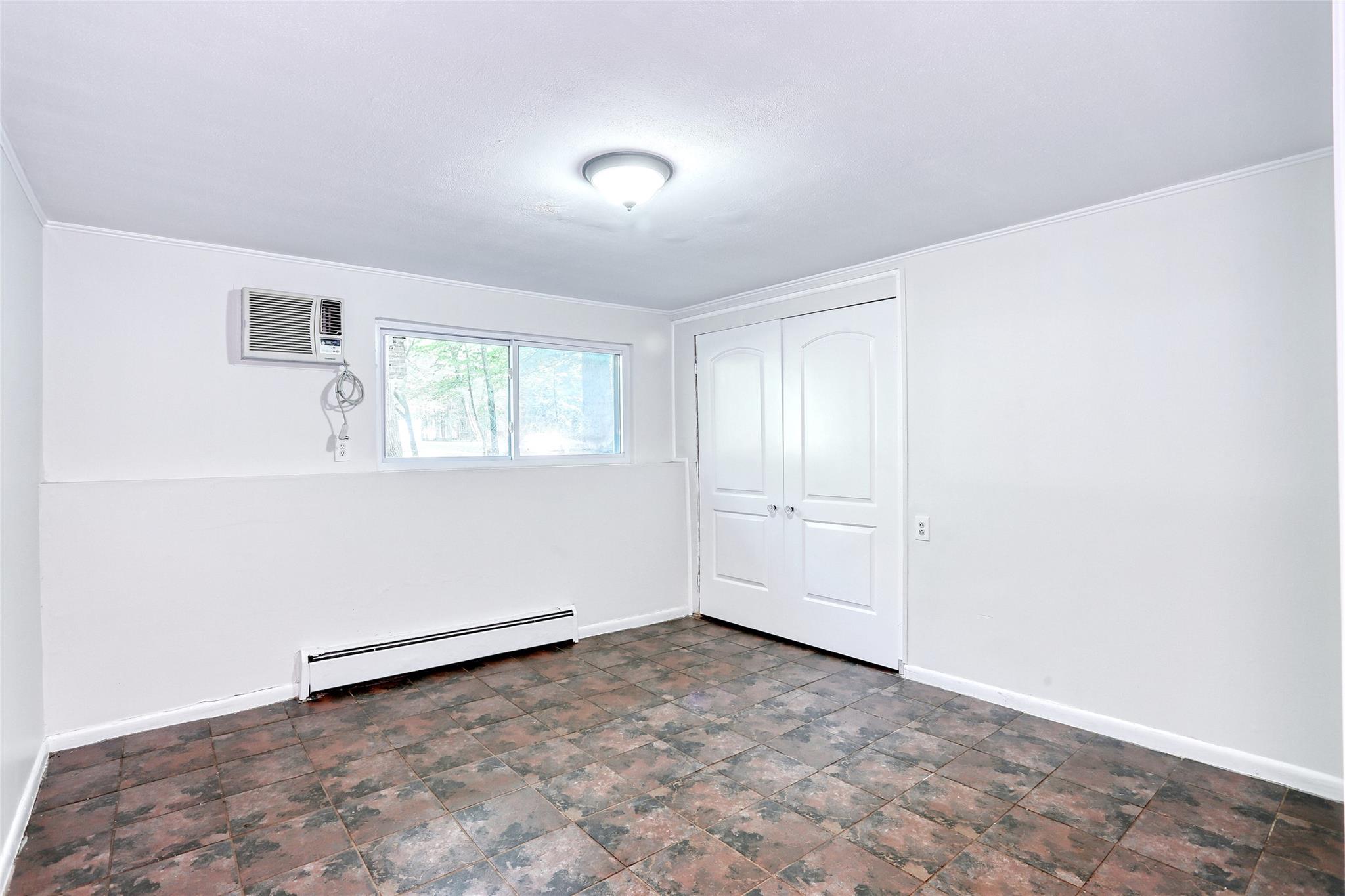 28 Robin Hood Road, Montebello, NY 10901