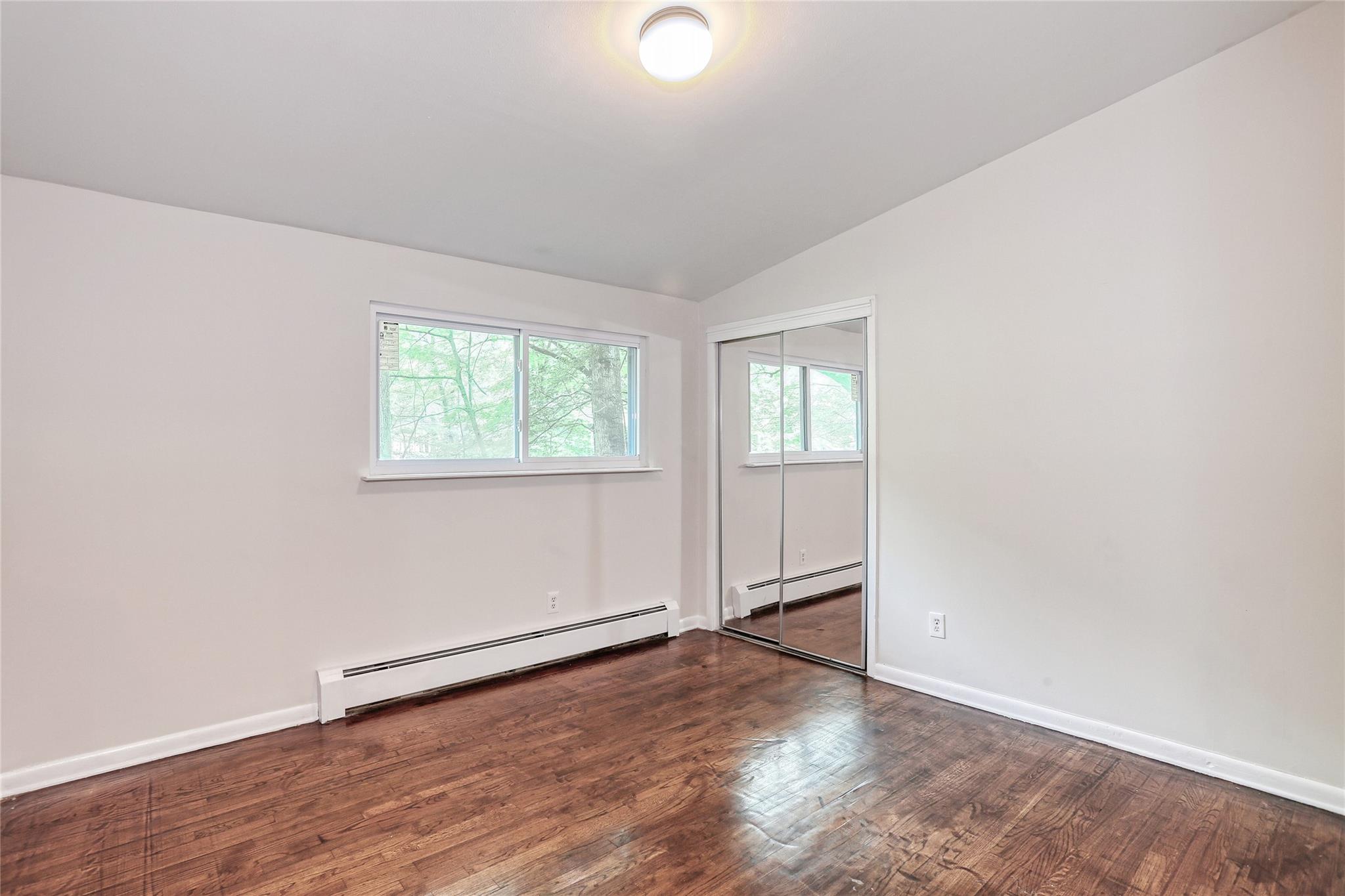 28 Robin Hood Road, Montebello, NY 10901