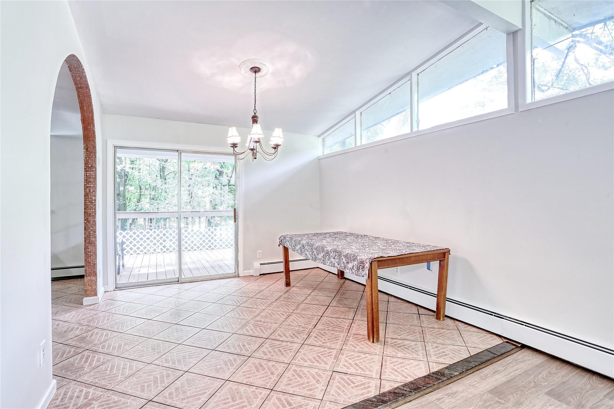 28 Robin Hood Road, Montebello, NY 10901