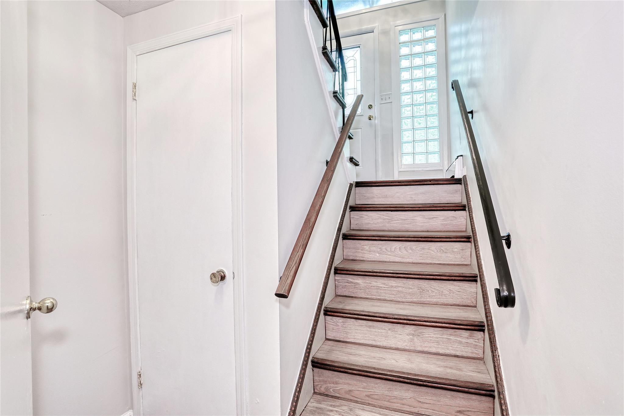 28 Robin Hood Road, Montebello, NY 10901