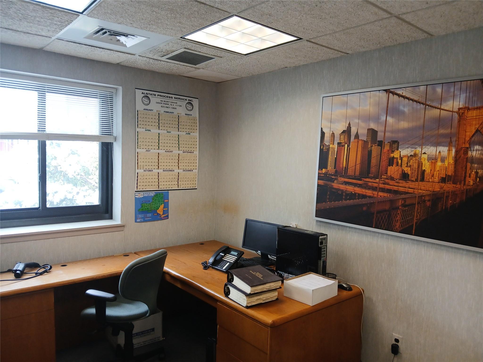 242 Drexel Avenue # 4, Westbury, NY 11590