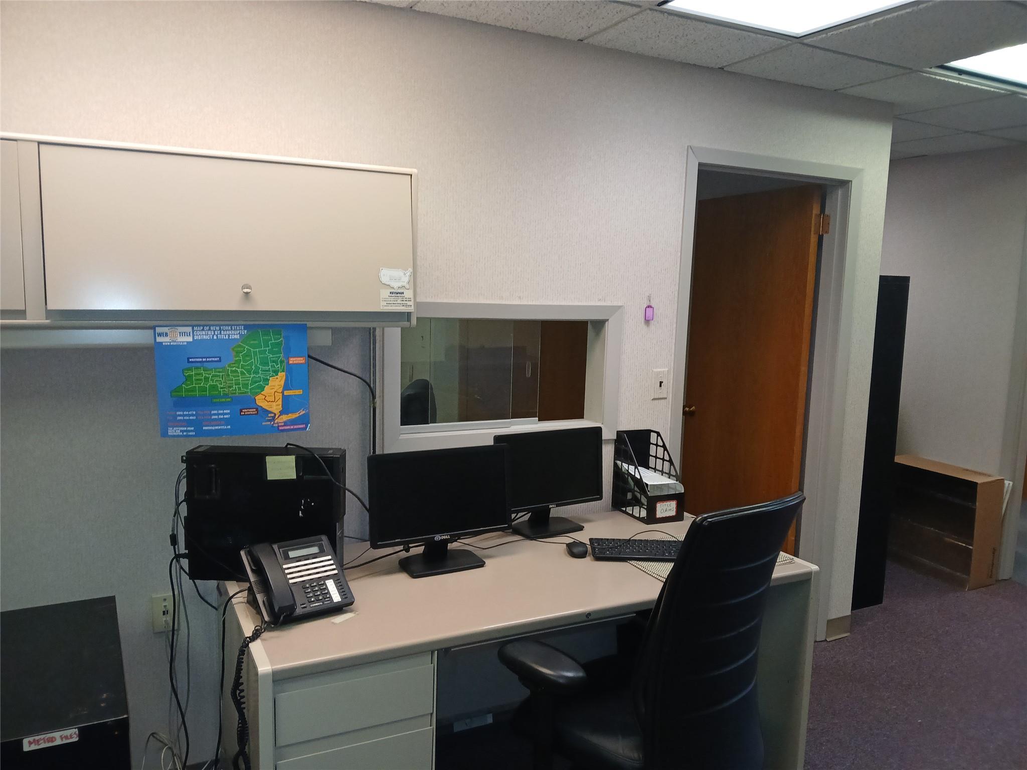 242 Drexel Avenue # 4, Westbury, NY 11590