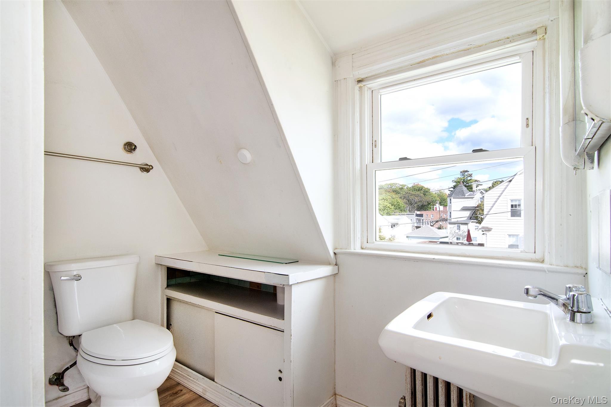 130 Trenton Avenue, White Plains, NY 10606