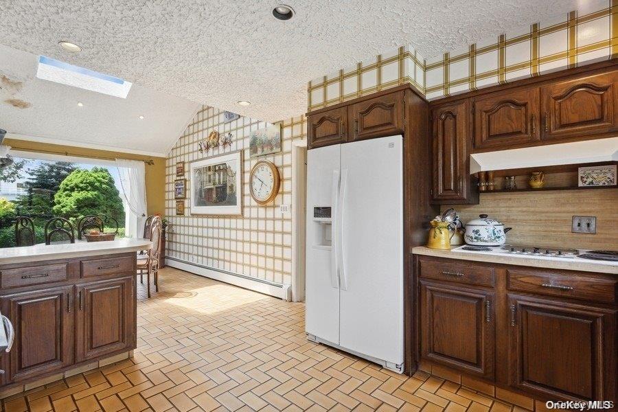 30 Thixton Drive, Hewlett Harbor, NY 11557