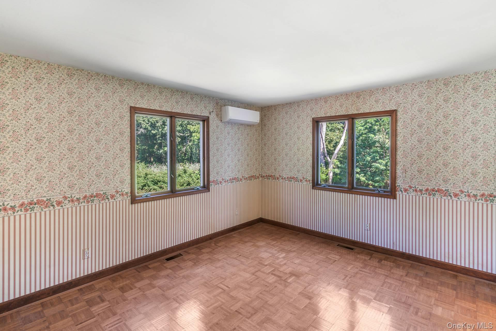 13 West End Avenue, East Quogue, NY 11942