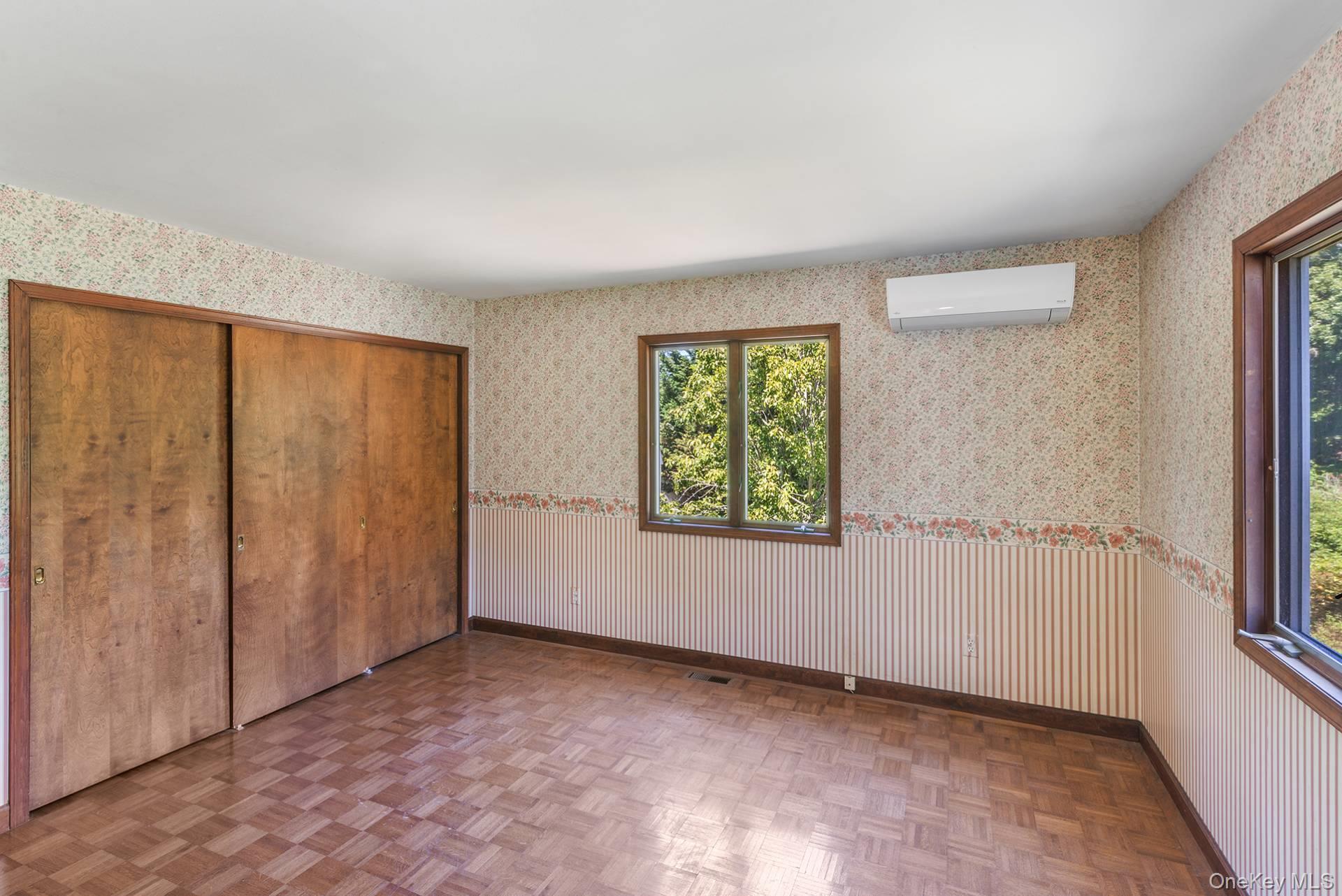 13 West End Avenue, East Quogue, NY 11942