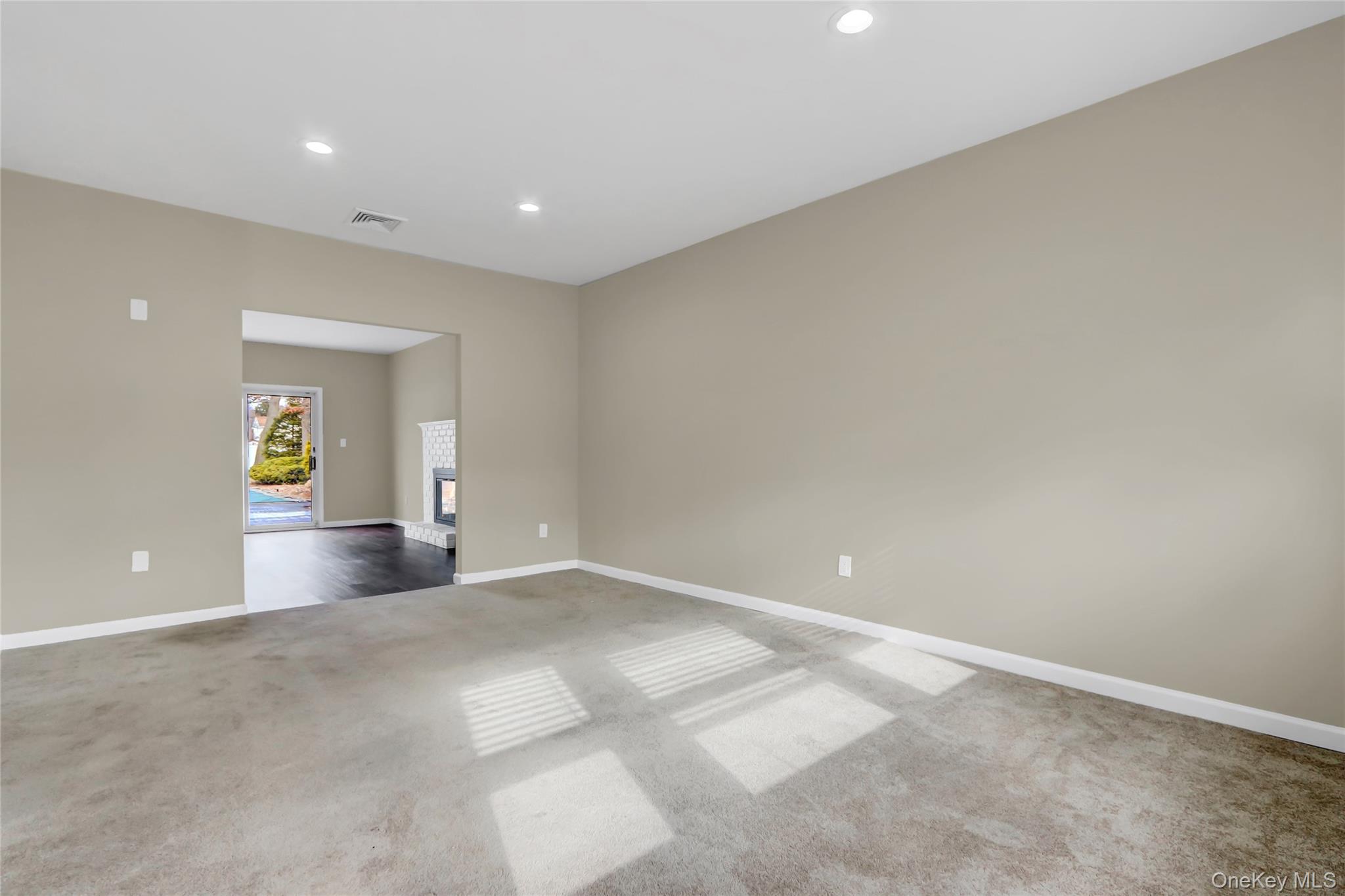 475 Joan Street, Ronkonkoma, NY 11779