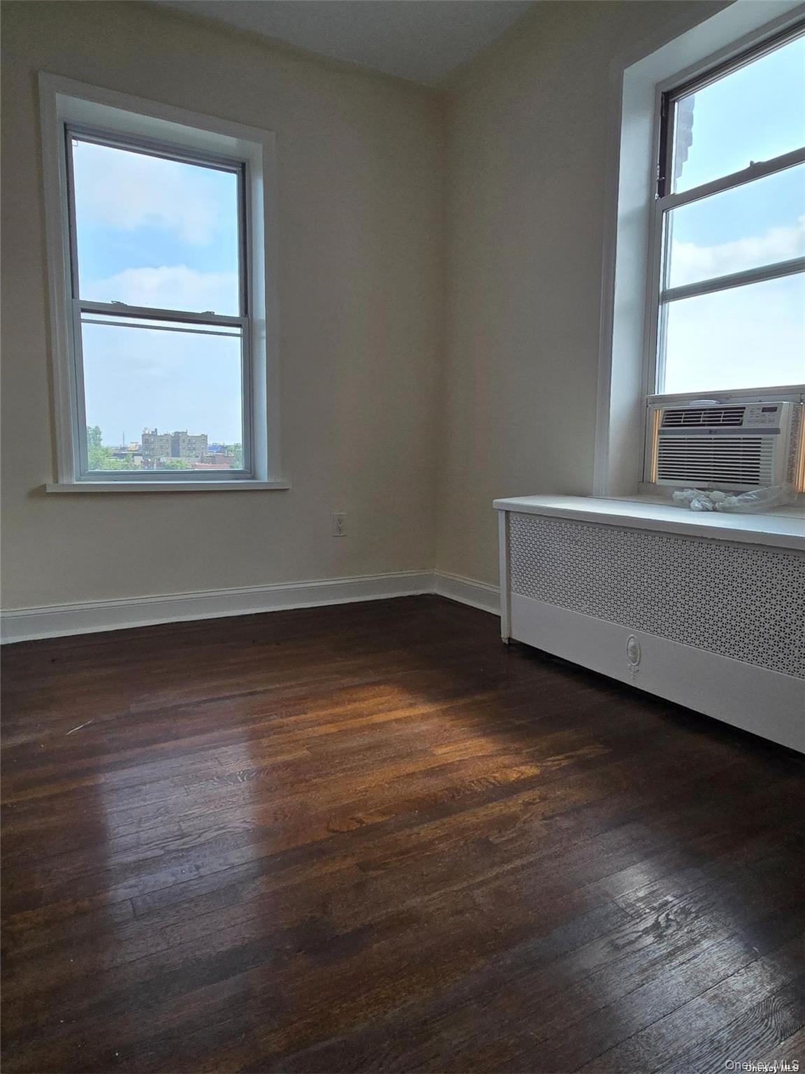 59-11 Queens Boulevard # 5H, Woodside, NY 11377