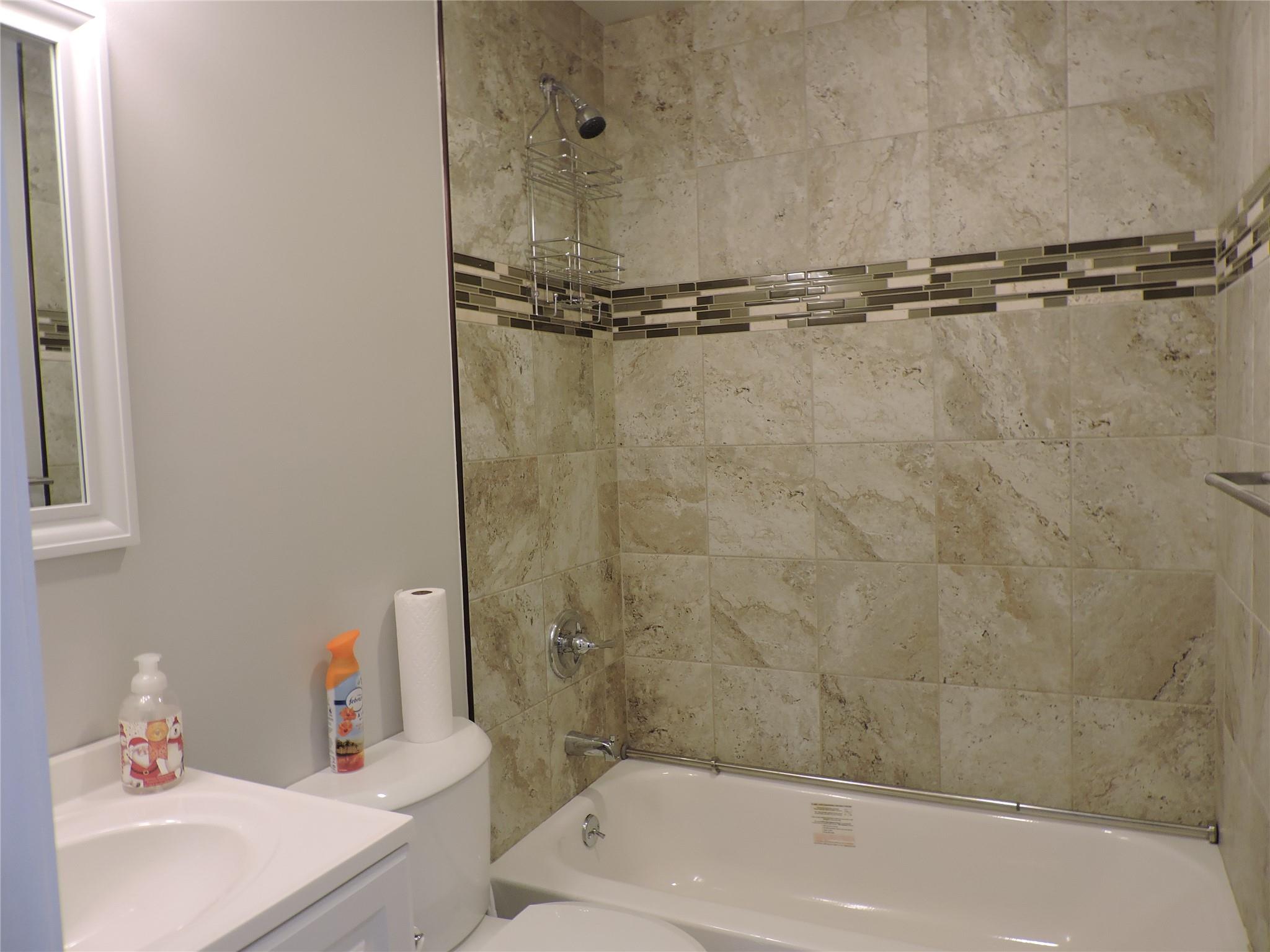 9 Bainbridge Street, Roosevelt, NY 11575