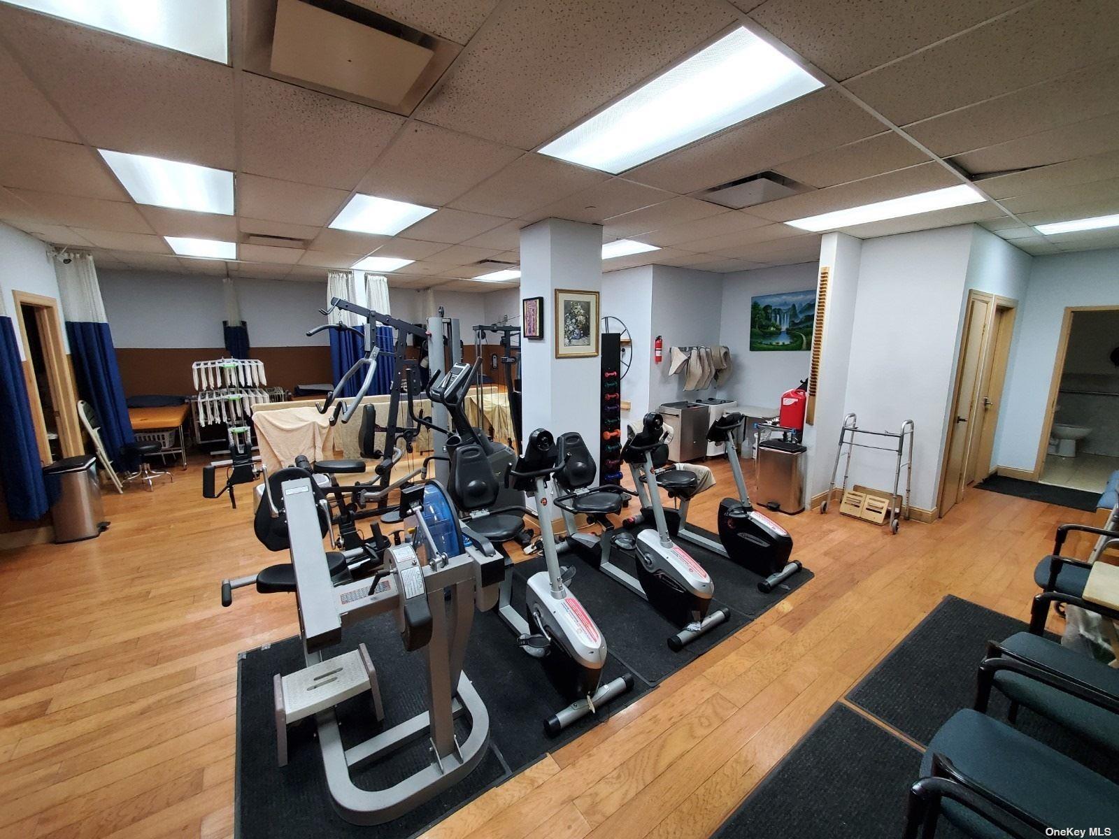 38-34 Parsons Boulevard # CF2(1B), Flushing, NY 11354