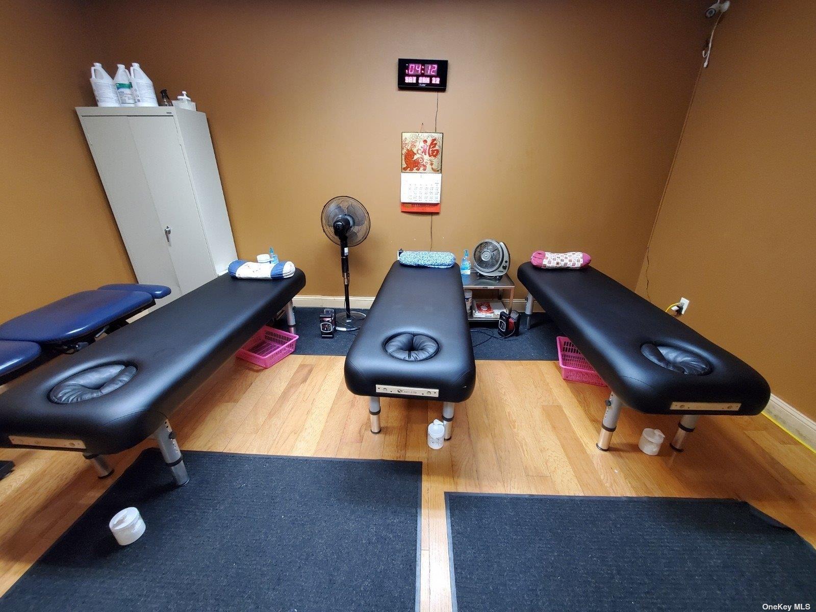 38-34 Parsons Boulevard # CF2(1B), Flushing, NY 11354