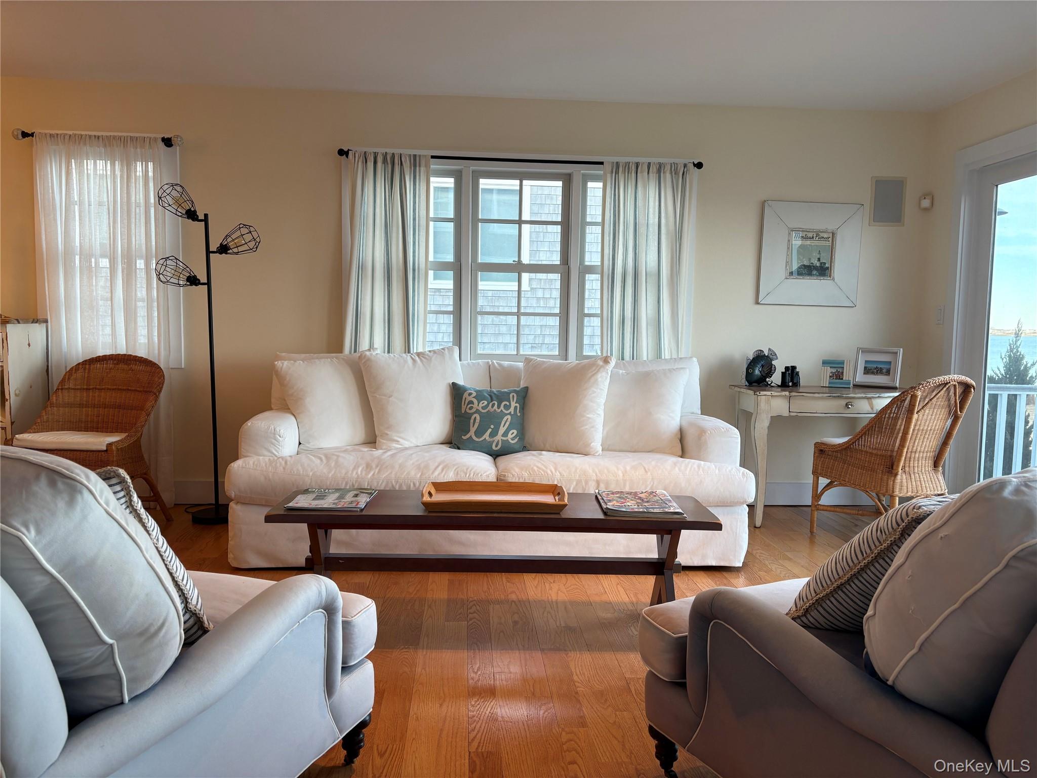 21 Bayside Avenue, East Quogue, NY 11942