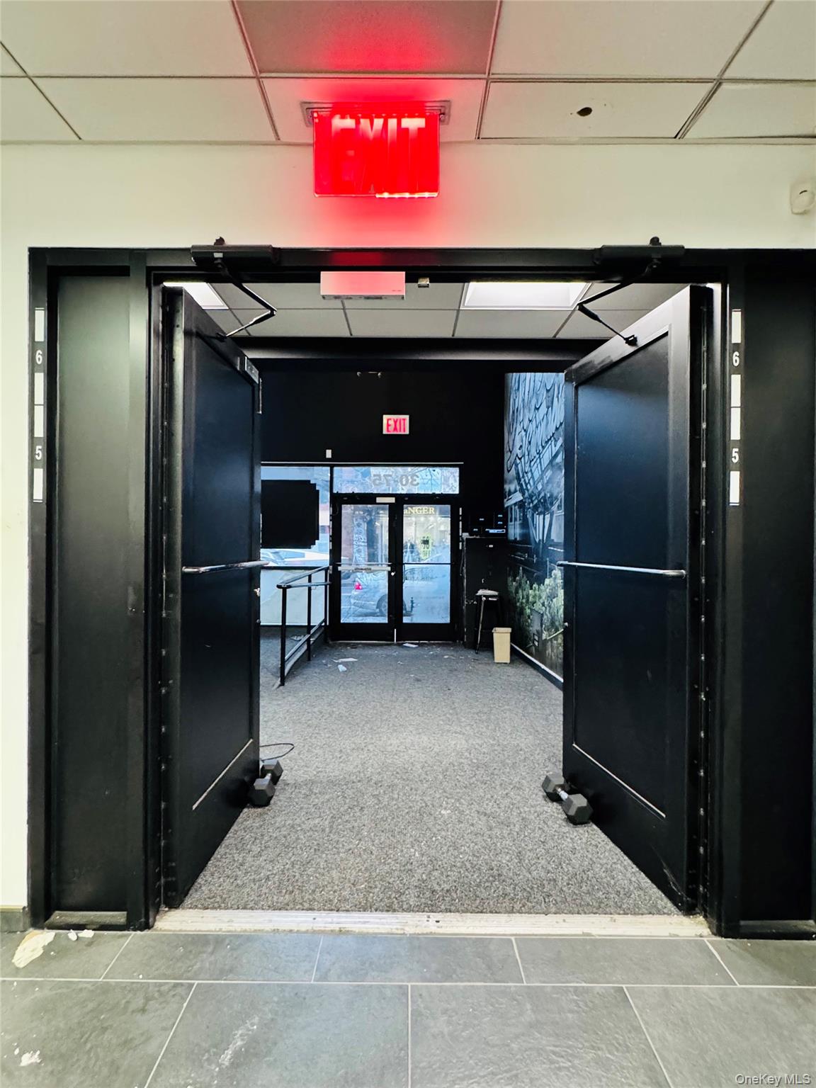 30-75 Steinway Street, Astoria, NY 11103