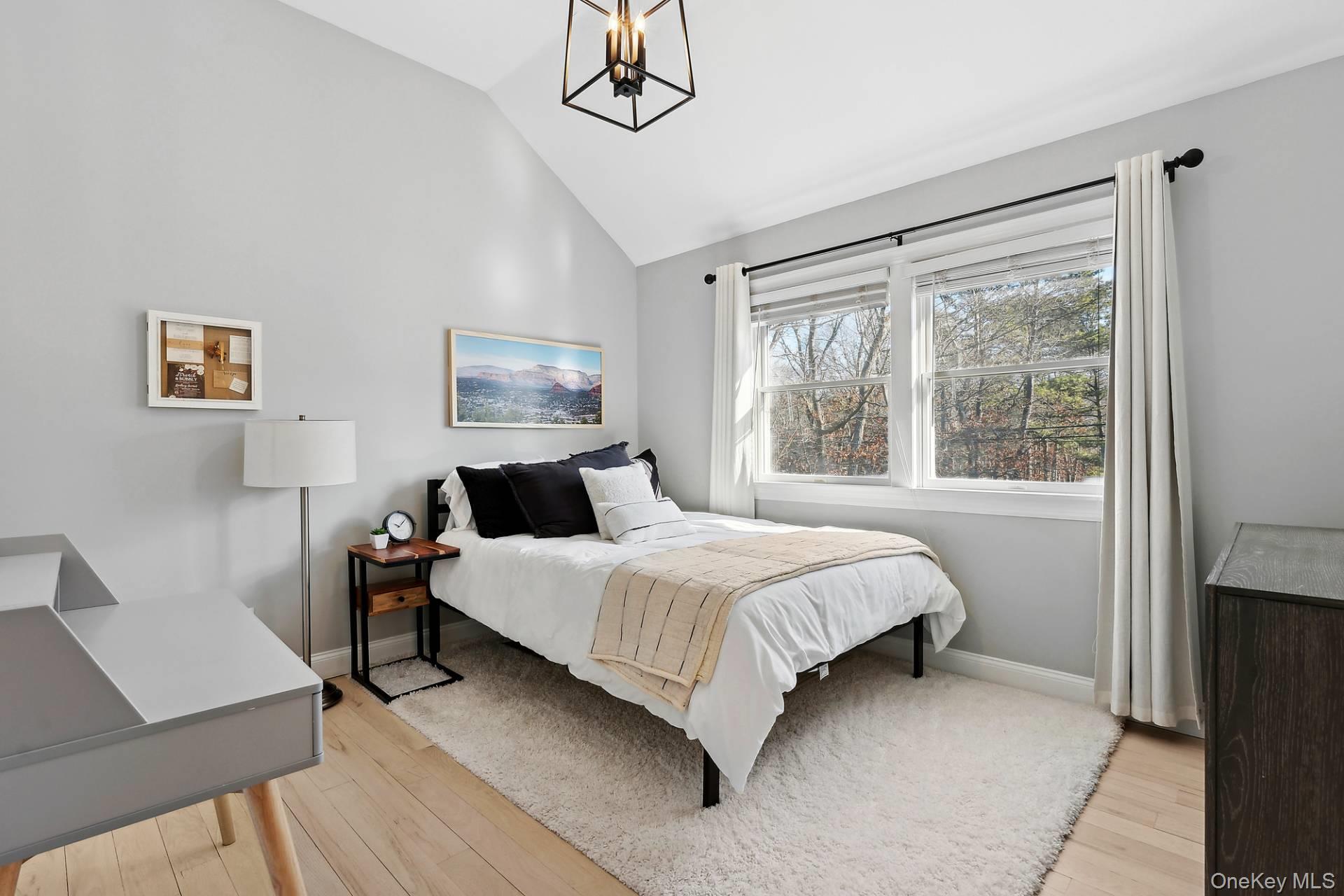 48 Whooping Hollow Road, East Hampton, NY 11937