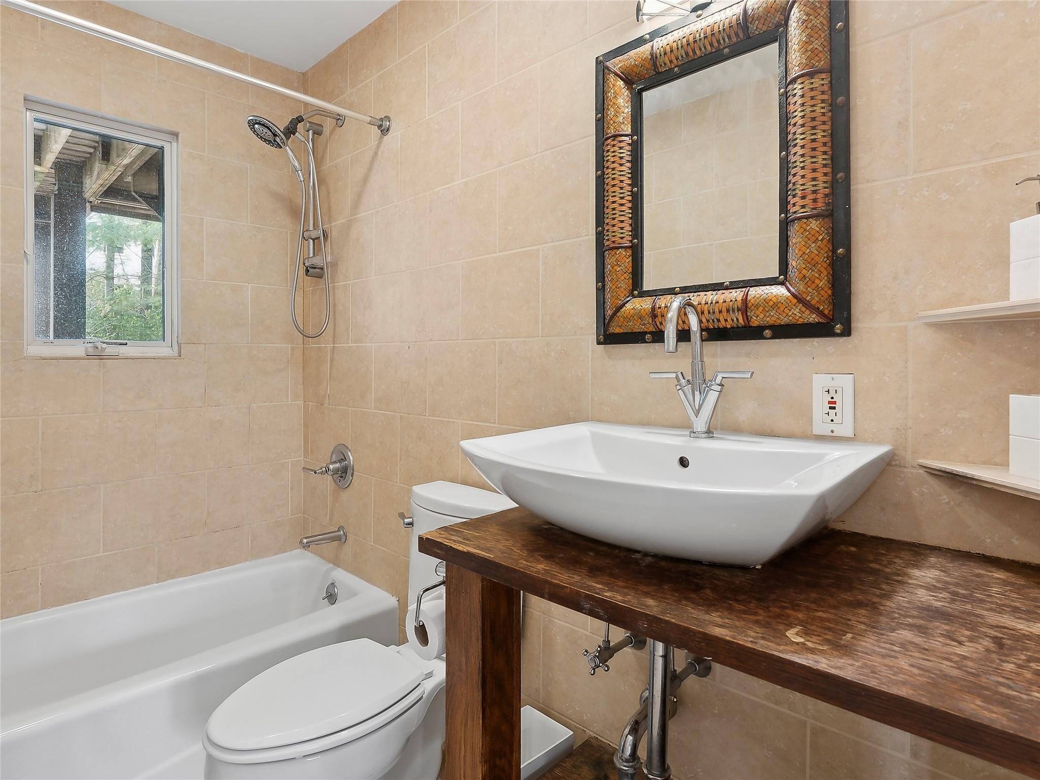 56 Edison Drive, Montauk, NY 11954