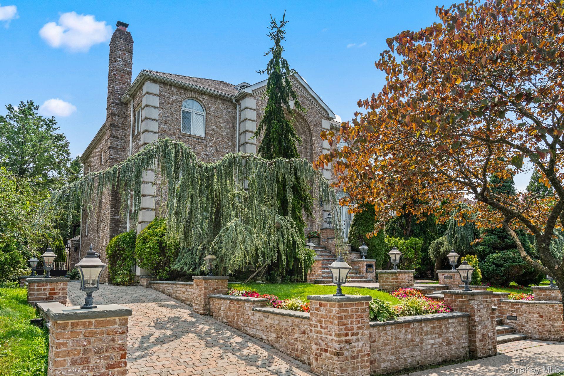 6 Summit Place, Malba, NY 11357