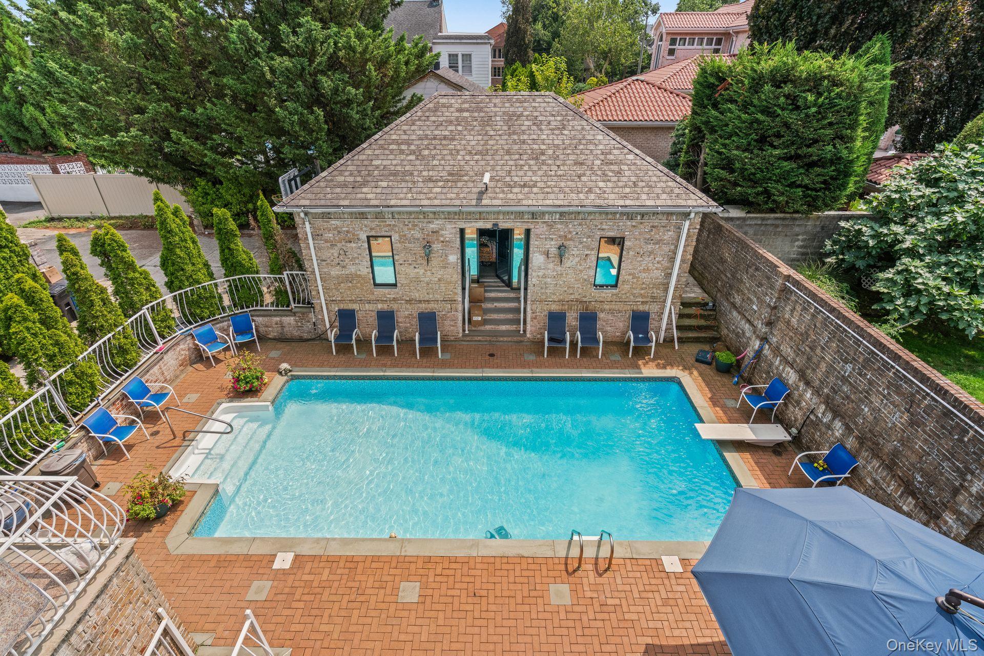 6 Summit Place, Malba, NY 11357