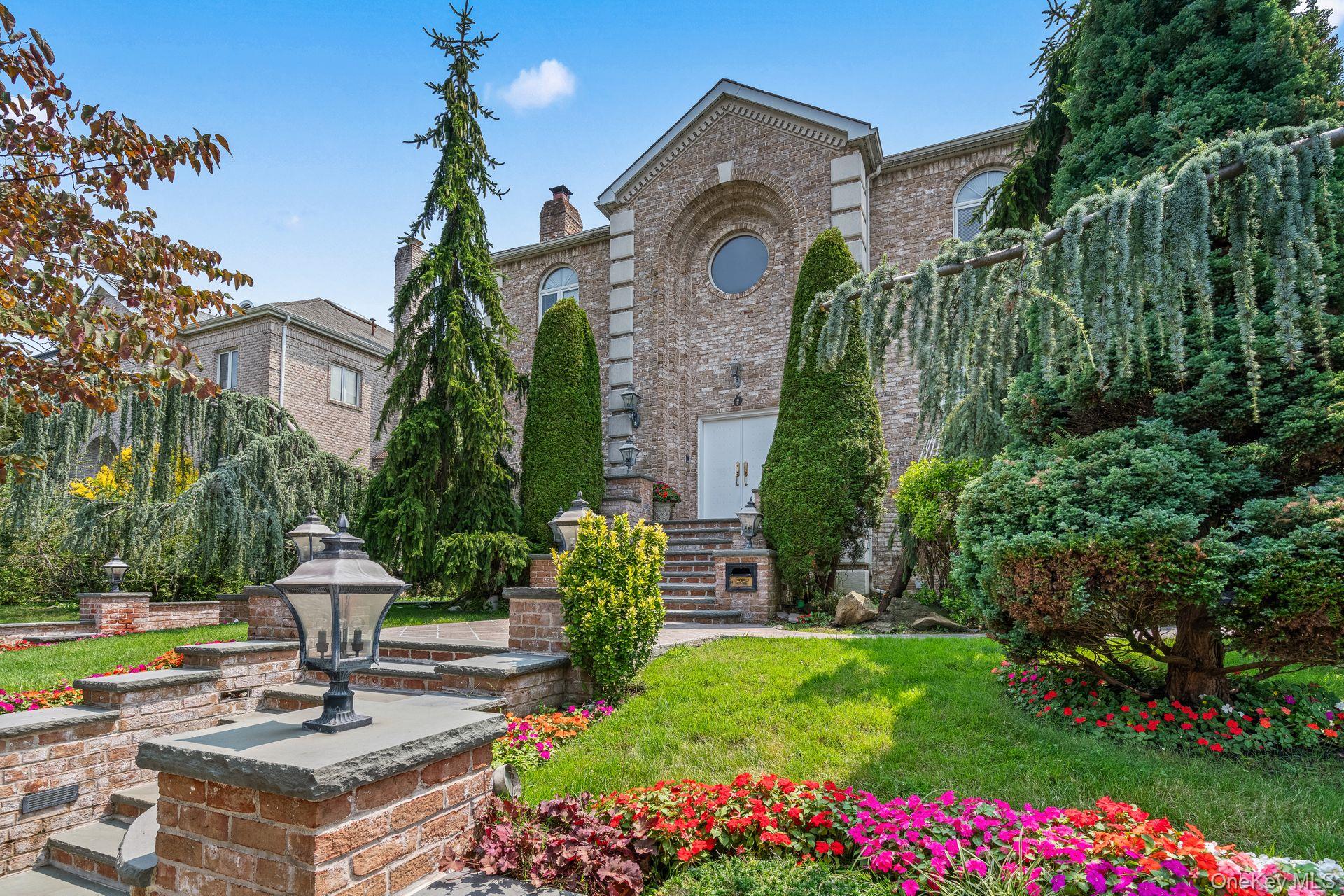 6 Summit Place, Malba, NY 11357