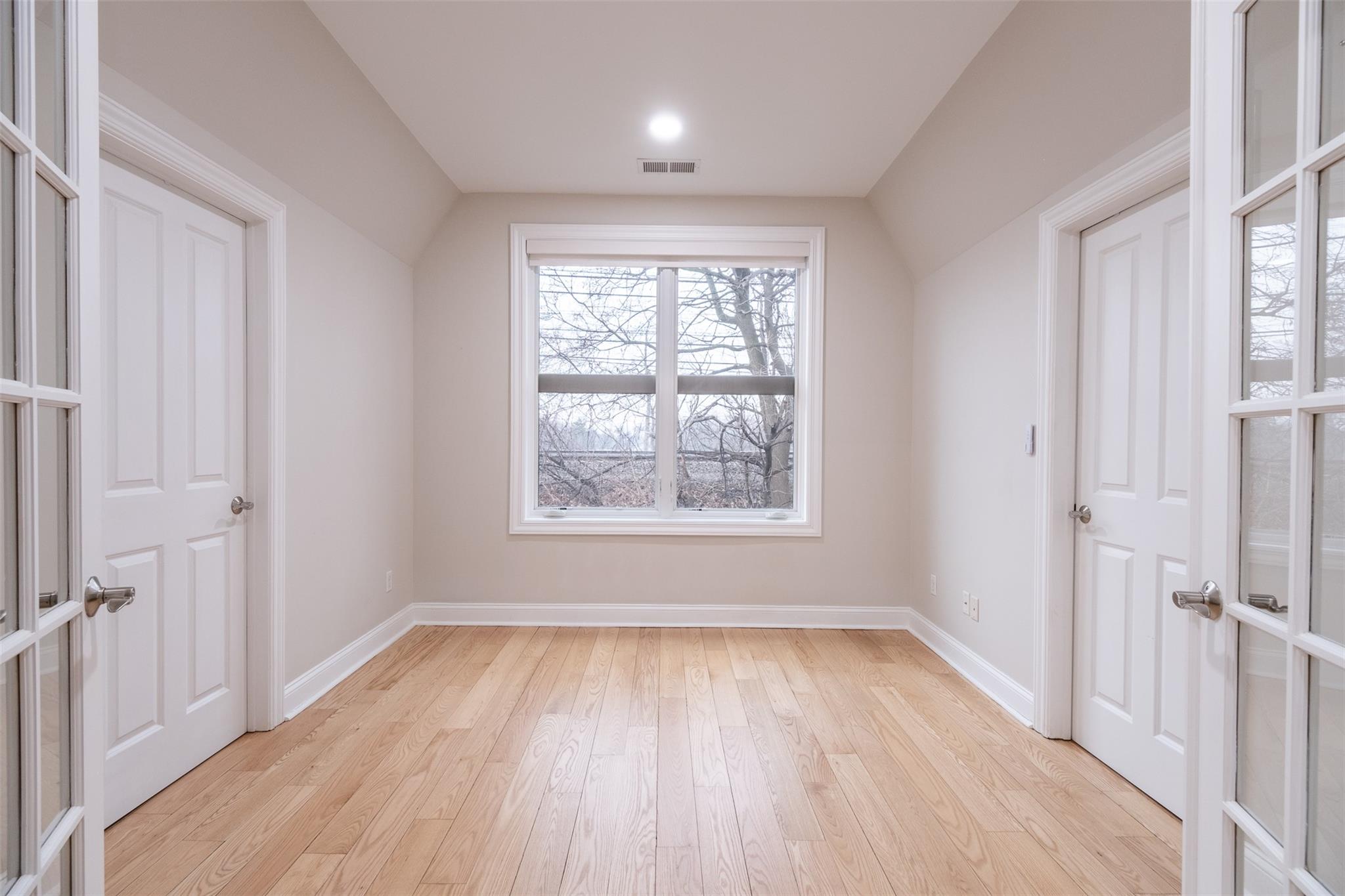 56 1st Street, Pelham, NY 10803