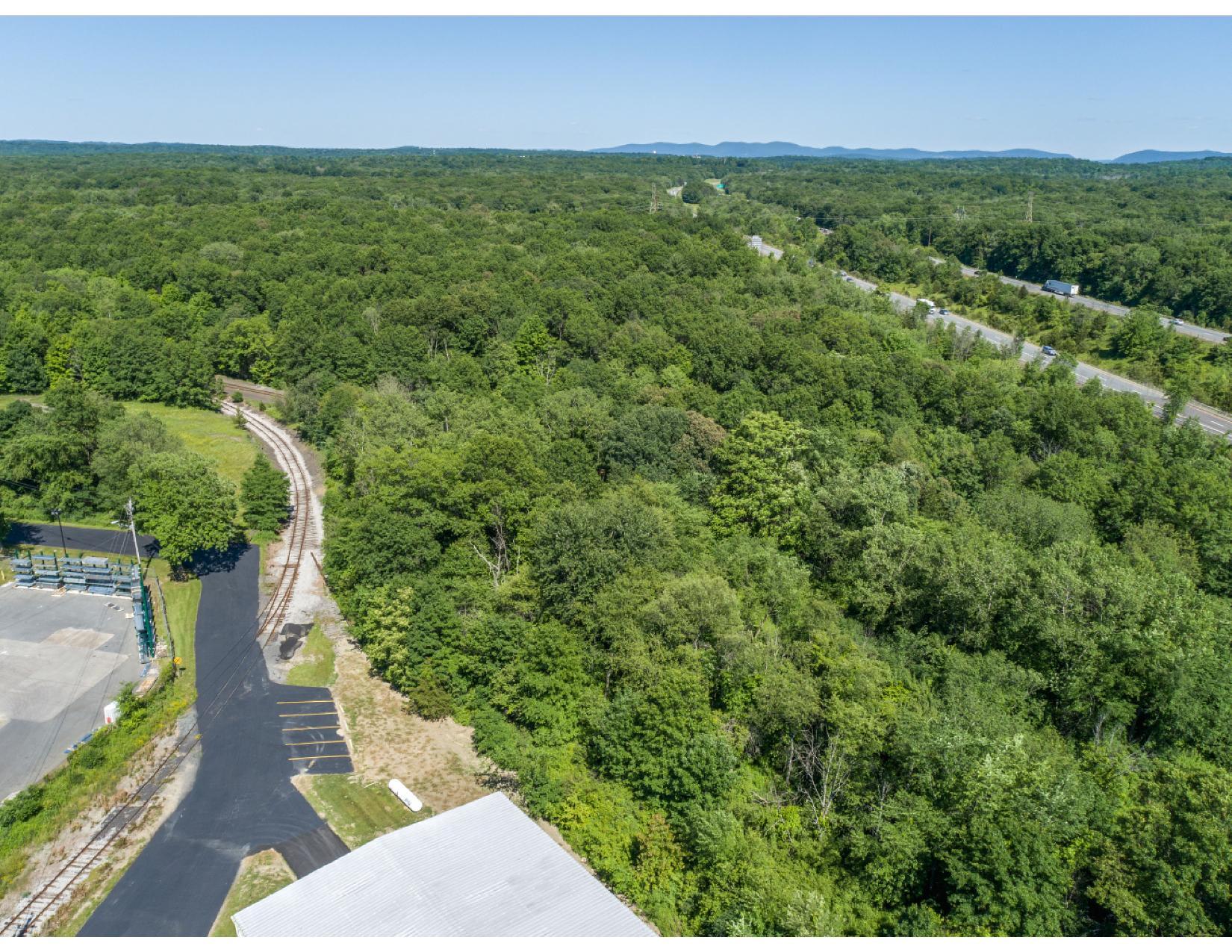 Bracken Road, Montgomery, NY 12549