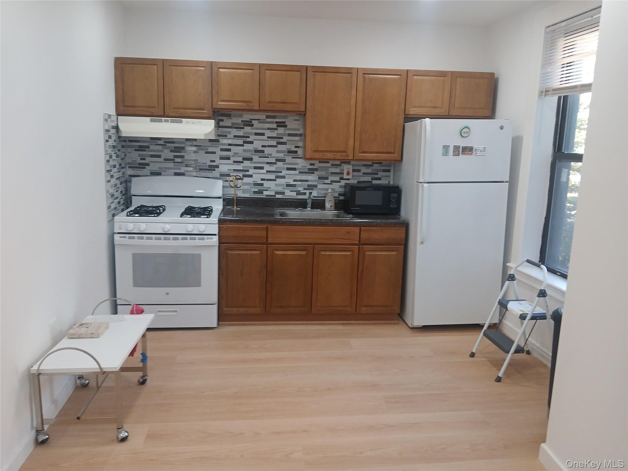2120 Mapes Avenue # 1A, Bronx, NY 10460