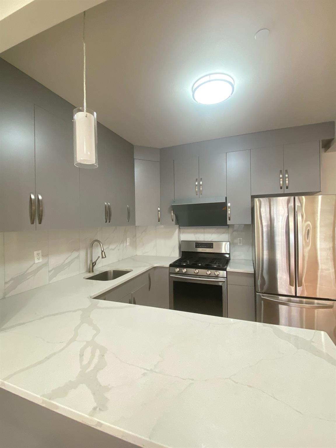 42-22 Crescent Street # 8C, Long Island City, NY 11101