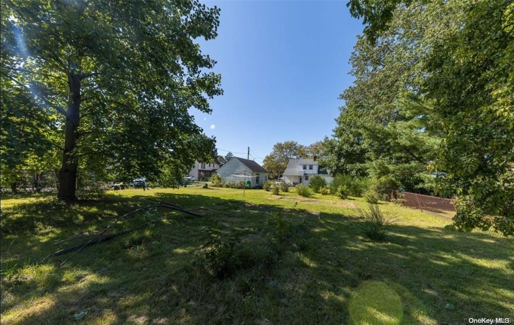 149 N Corona Avenue, Valley Stream, NY 11580