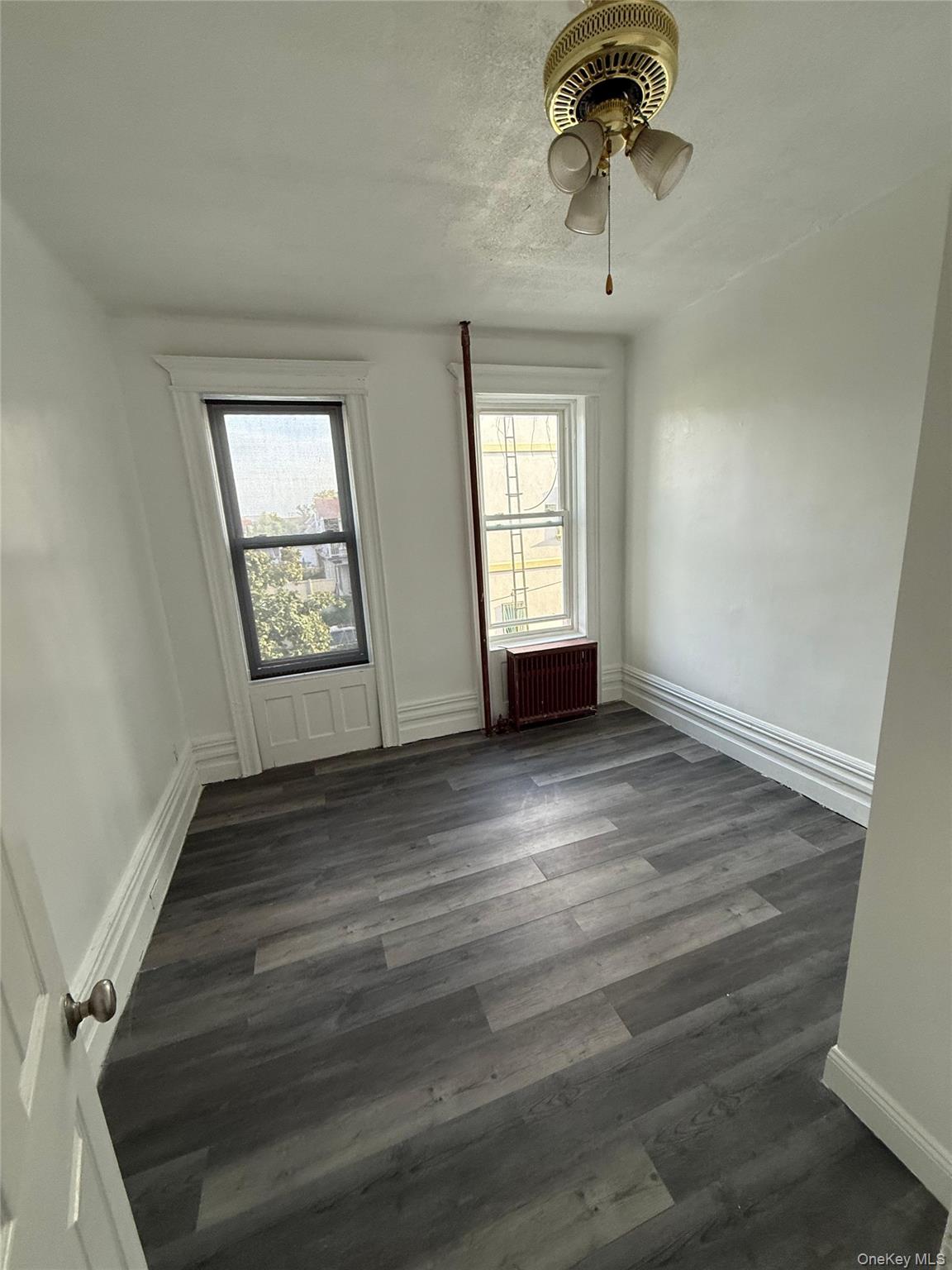 95-08 Jamaica Avenue, Woodhaven, NY 11421