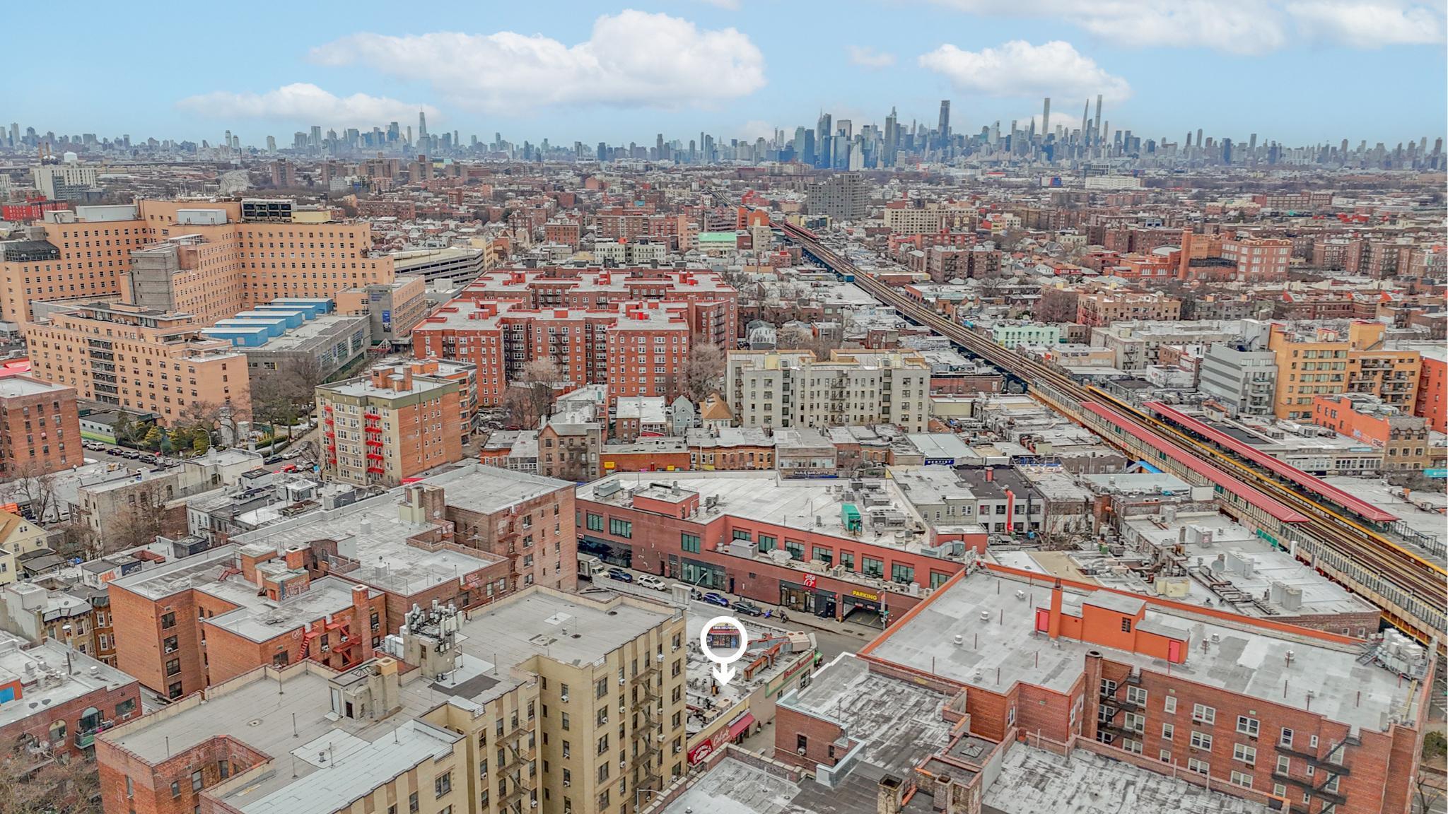40-8 Hampton St, Elmhurst, NY 11373