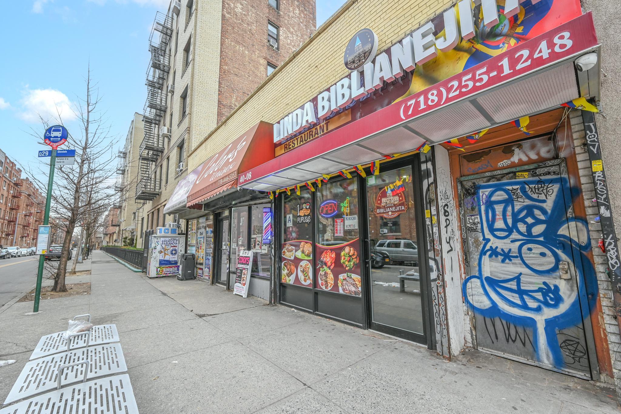 40-8 Hampton St, Elmhurst, NY 11373