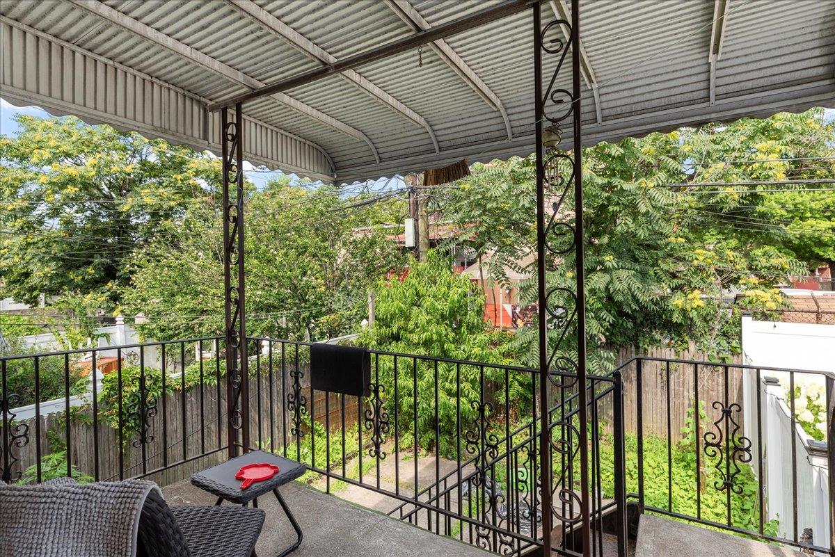 335 E 59th Street, Brooklyn, NY 11203