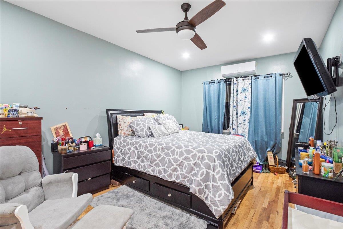 335 E 59th Street, Brooklyn, NY 11203