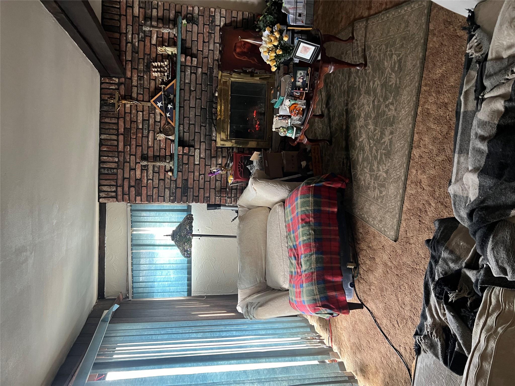 417 N Monroe Avenue, Lindenhurst, NY 11757