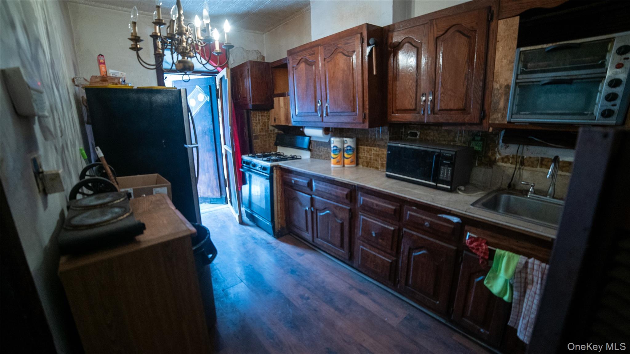 3301 Cruger Avenue, Bronx, NY 10467