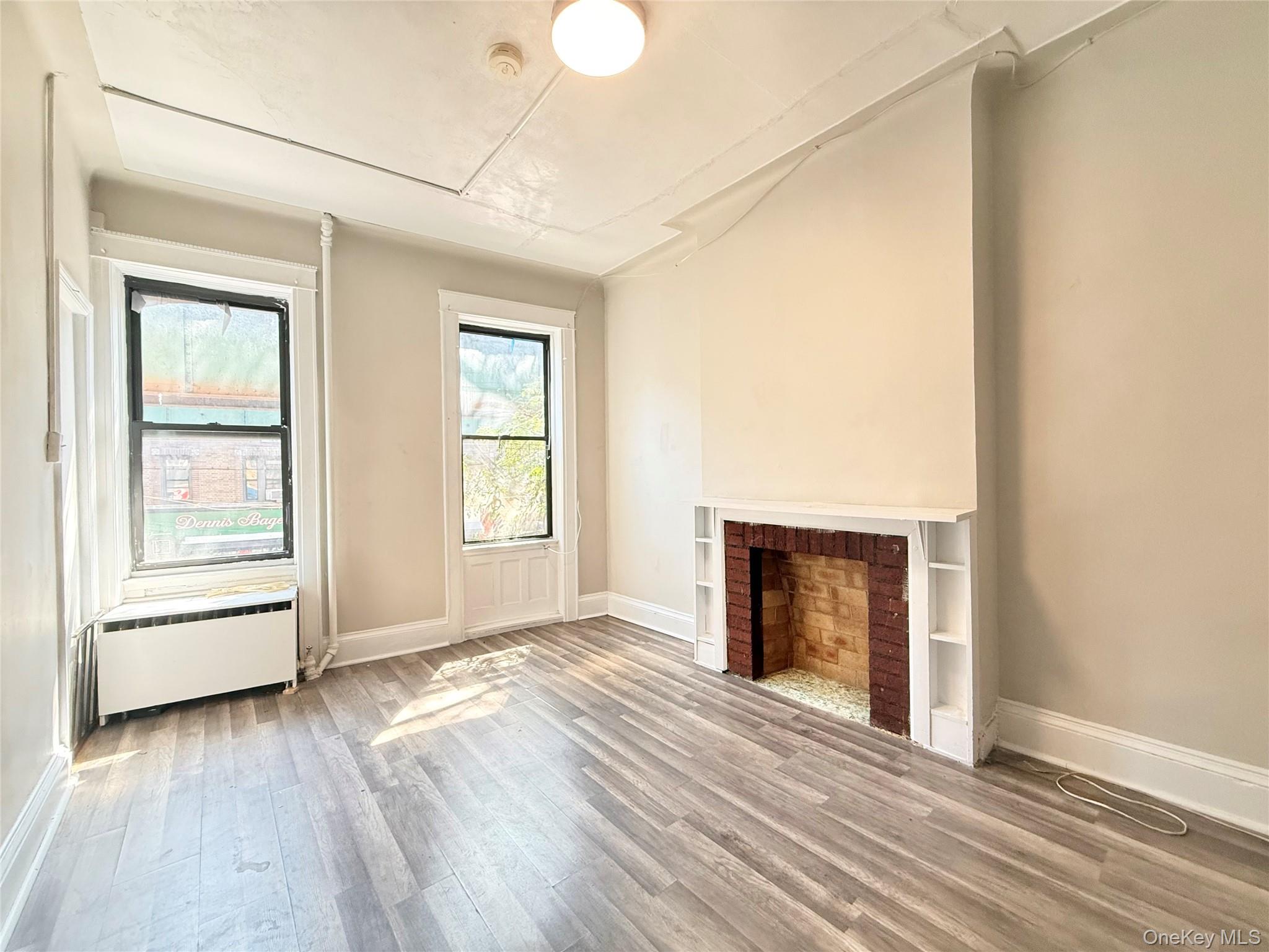 86-09 Jamaica Ave, Woodhaven, NY 11421