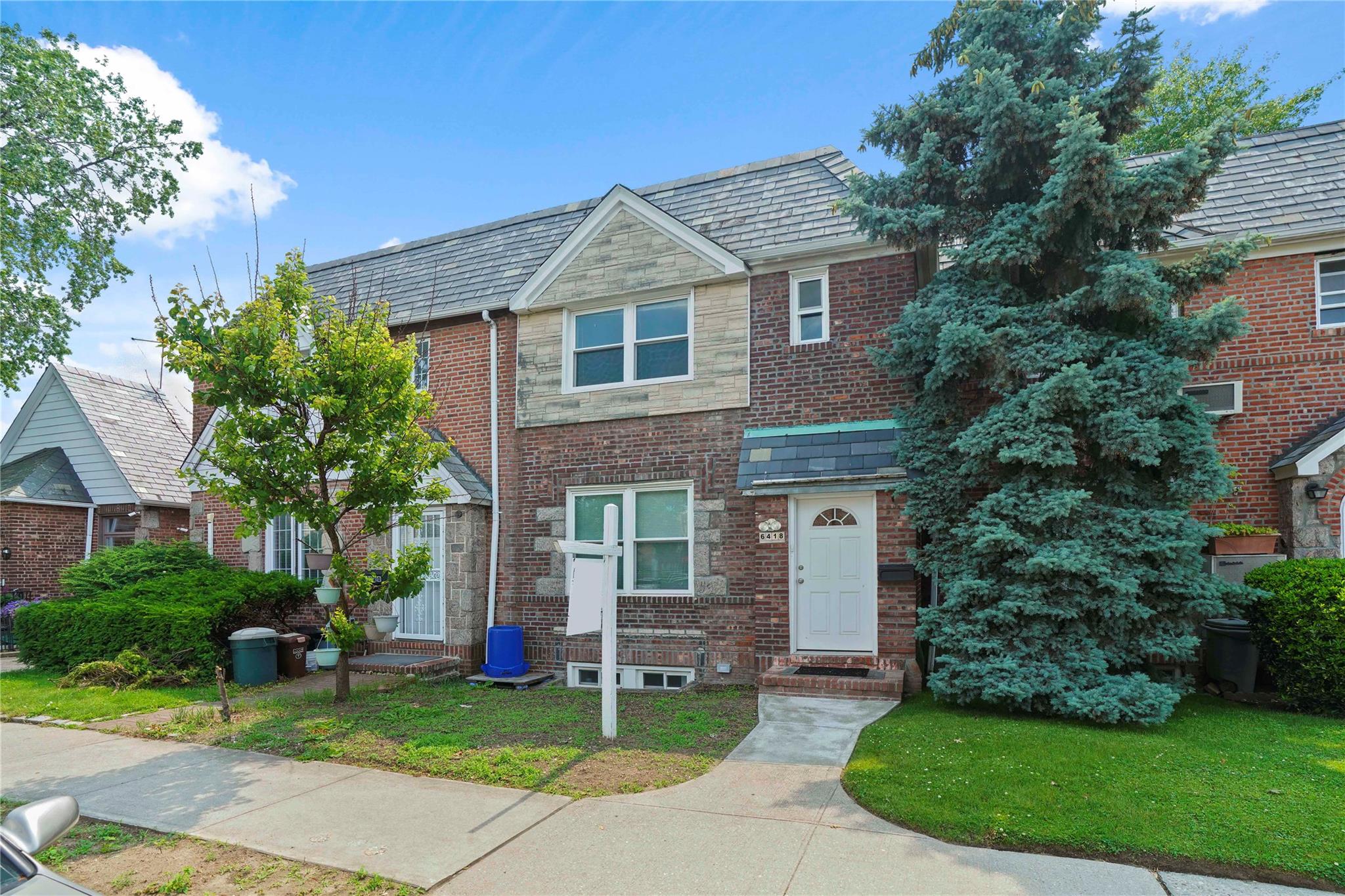 64-18 84 Place, Middle Village, NY 11379