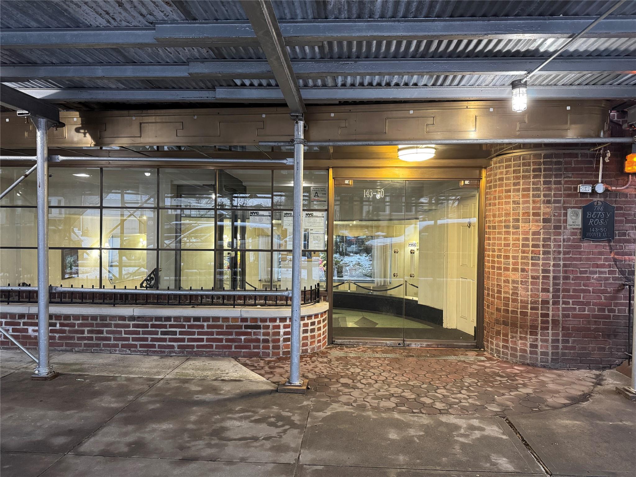 143-50 Hoover Ave # 204, Briarwood, NY 11435