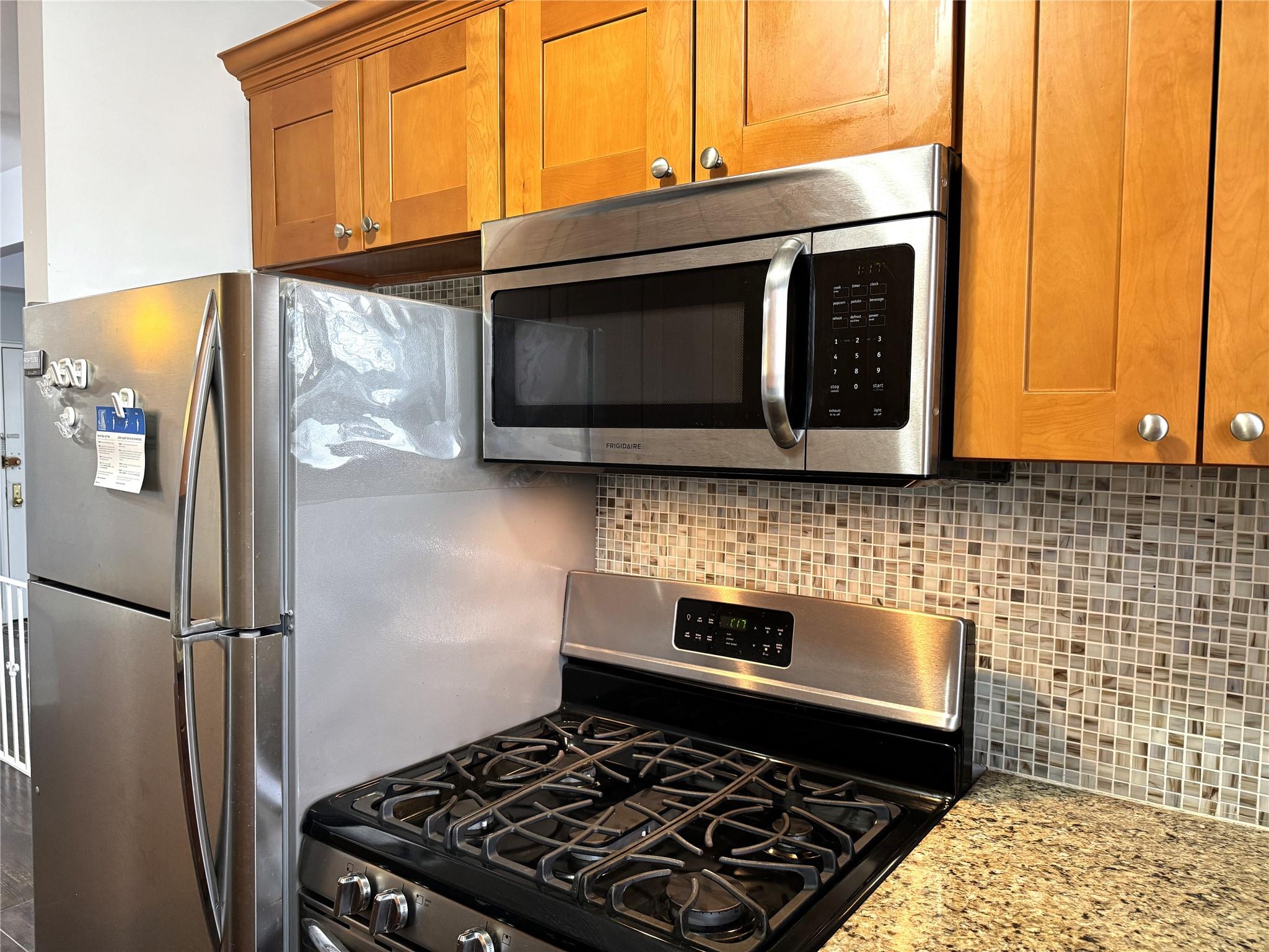 143-50 Hoover Ave # 204, Briarwood, NY 11435