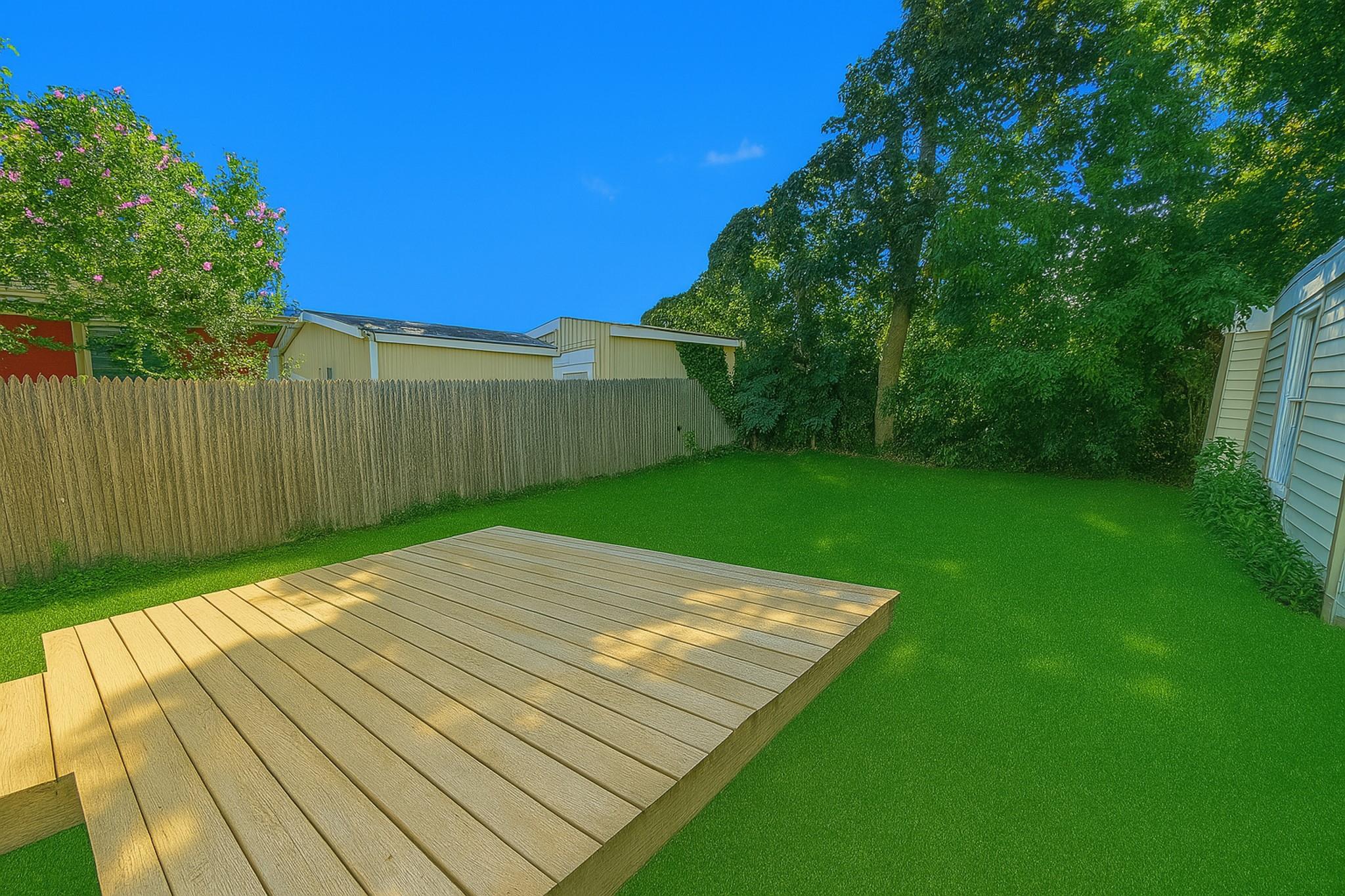 280 Champlin Place, Greenport, NY 11944