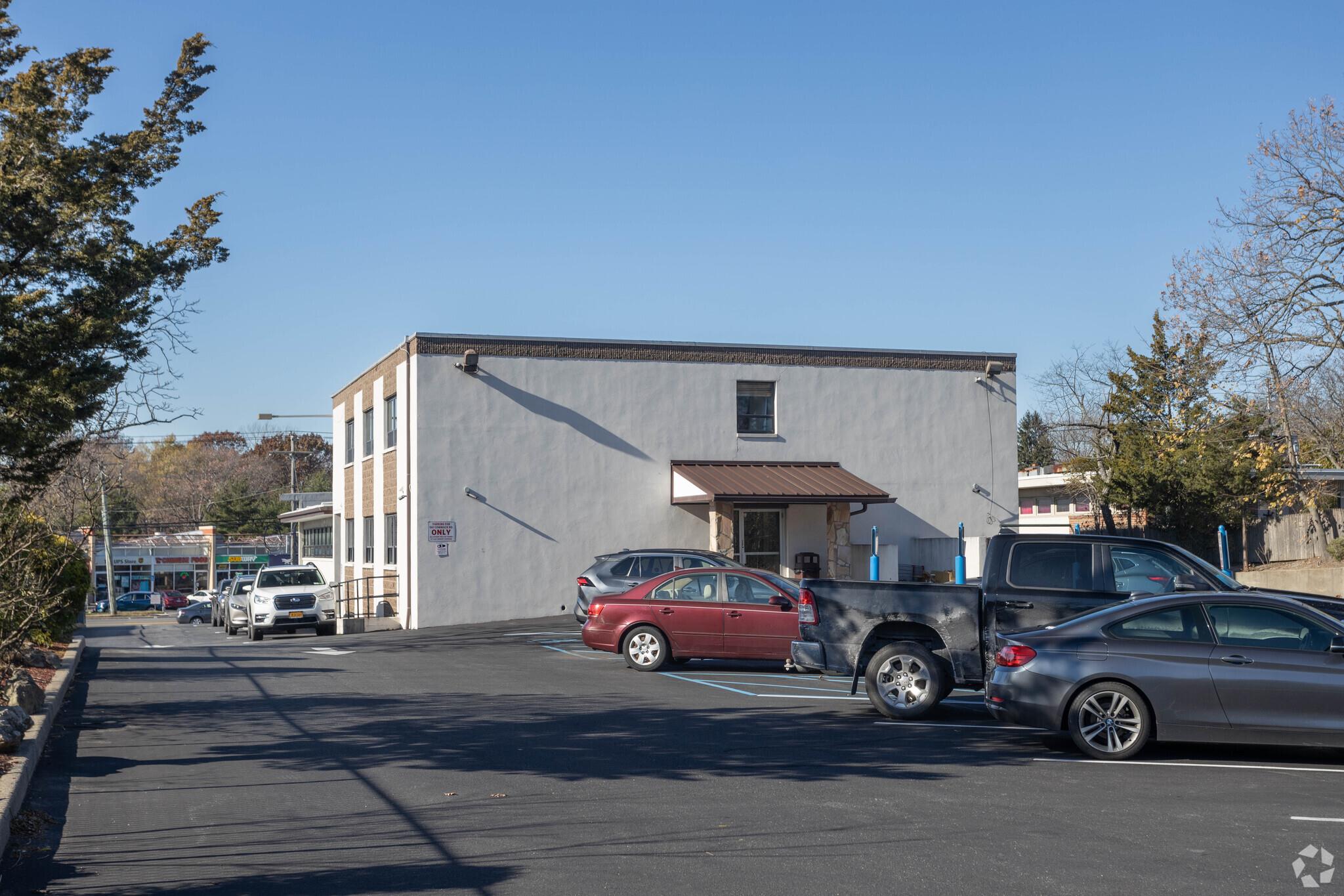 160 Commack Road, Commack, NY 11725