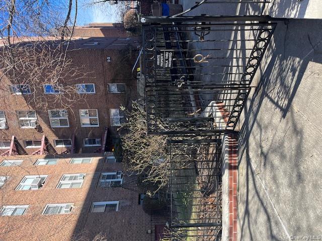 66-33 Yellowstone Boulevard # 4G, Forest Hills, NY 11375