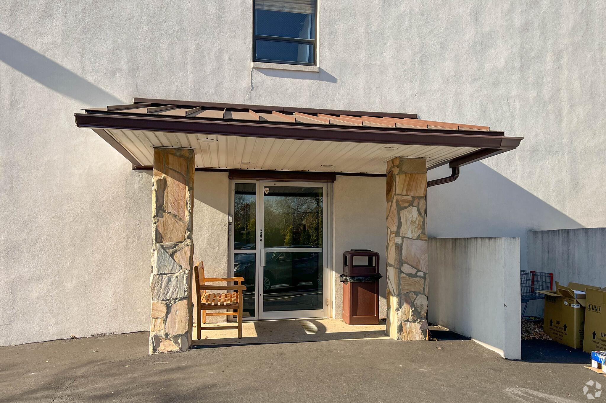 160 Commack Road, Commack, NY 11725