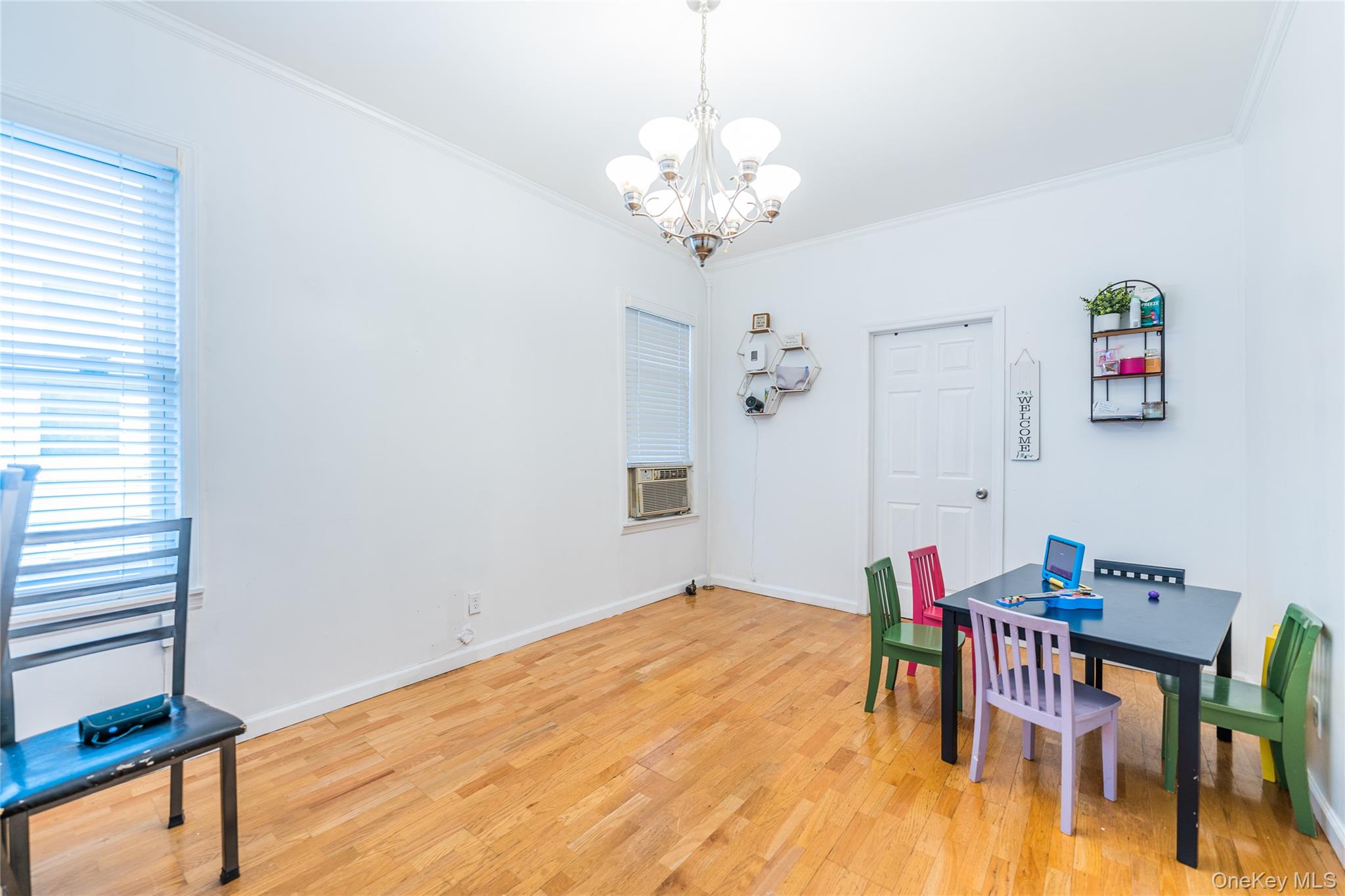 78-24 68th Road, Middle Village, NY 11379