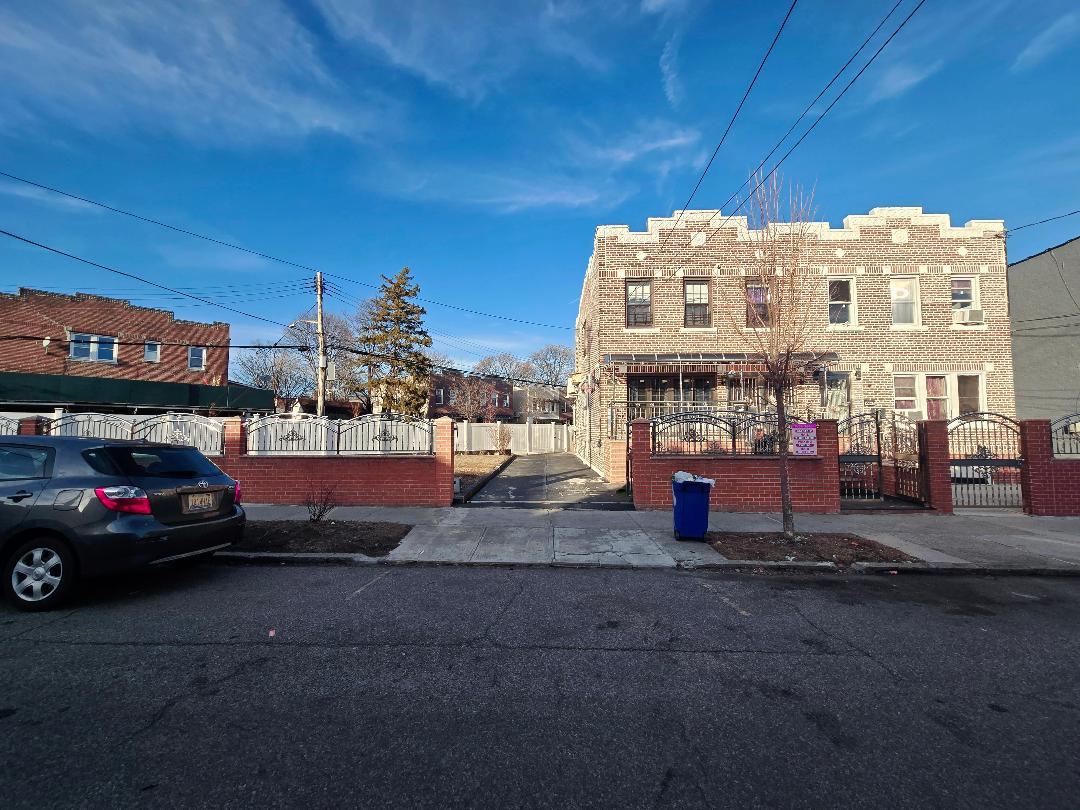 177-02 106th Road, Jamaica, NY 11433