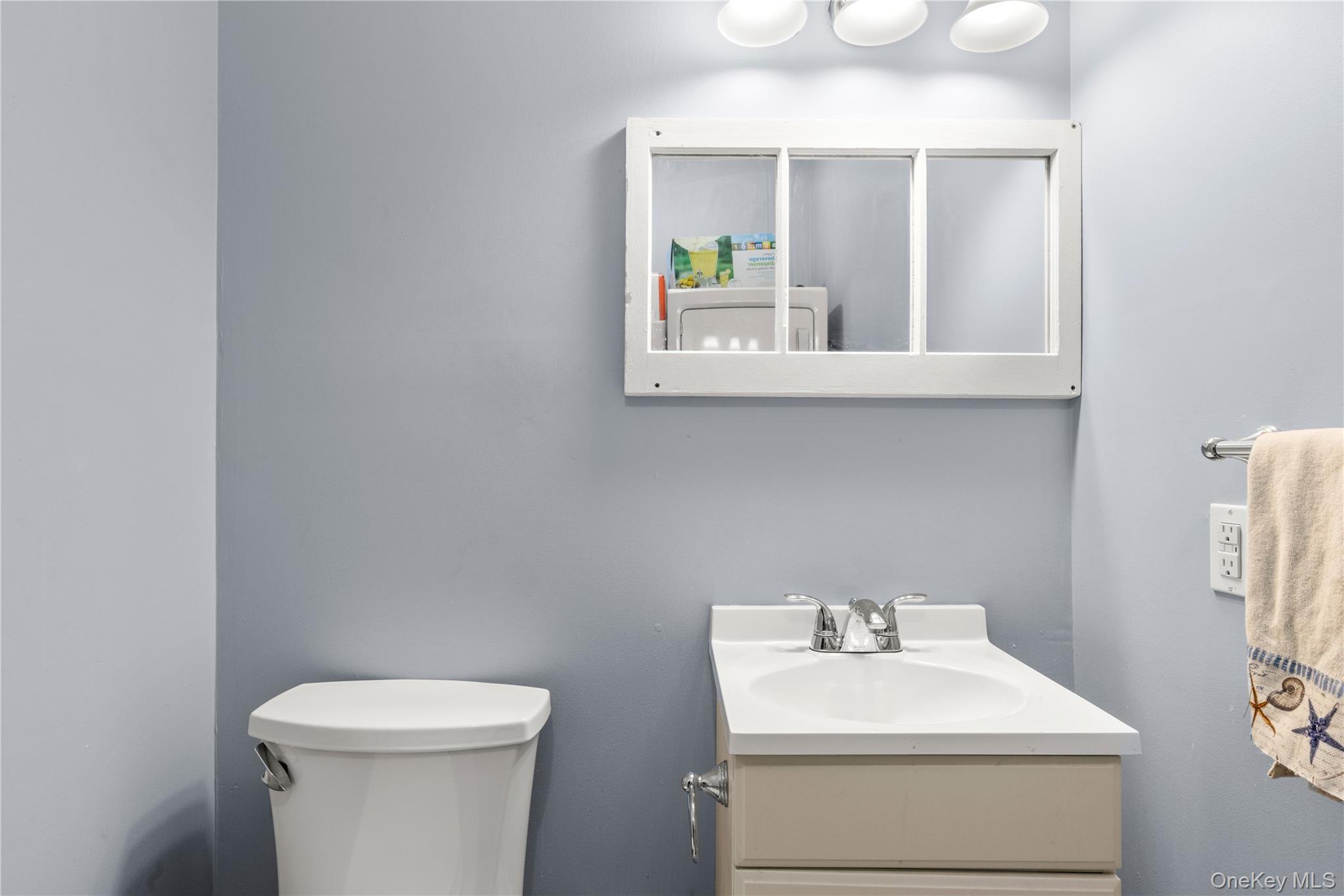 798 Sound Shore Road, Jamesport, NY 11947