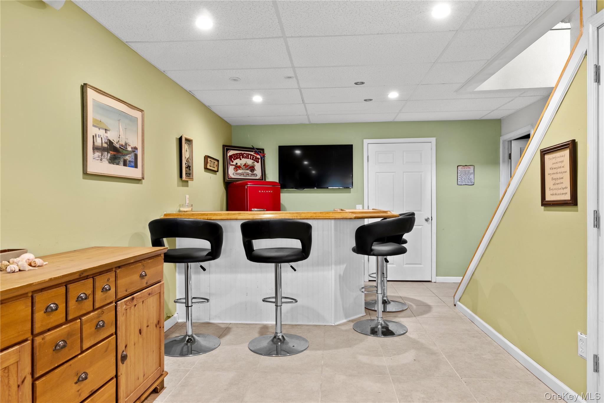 798 Sound Shore Road, Jamesport, NY 11947