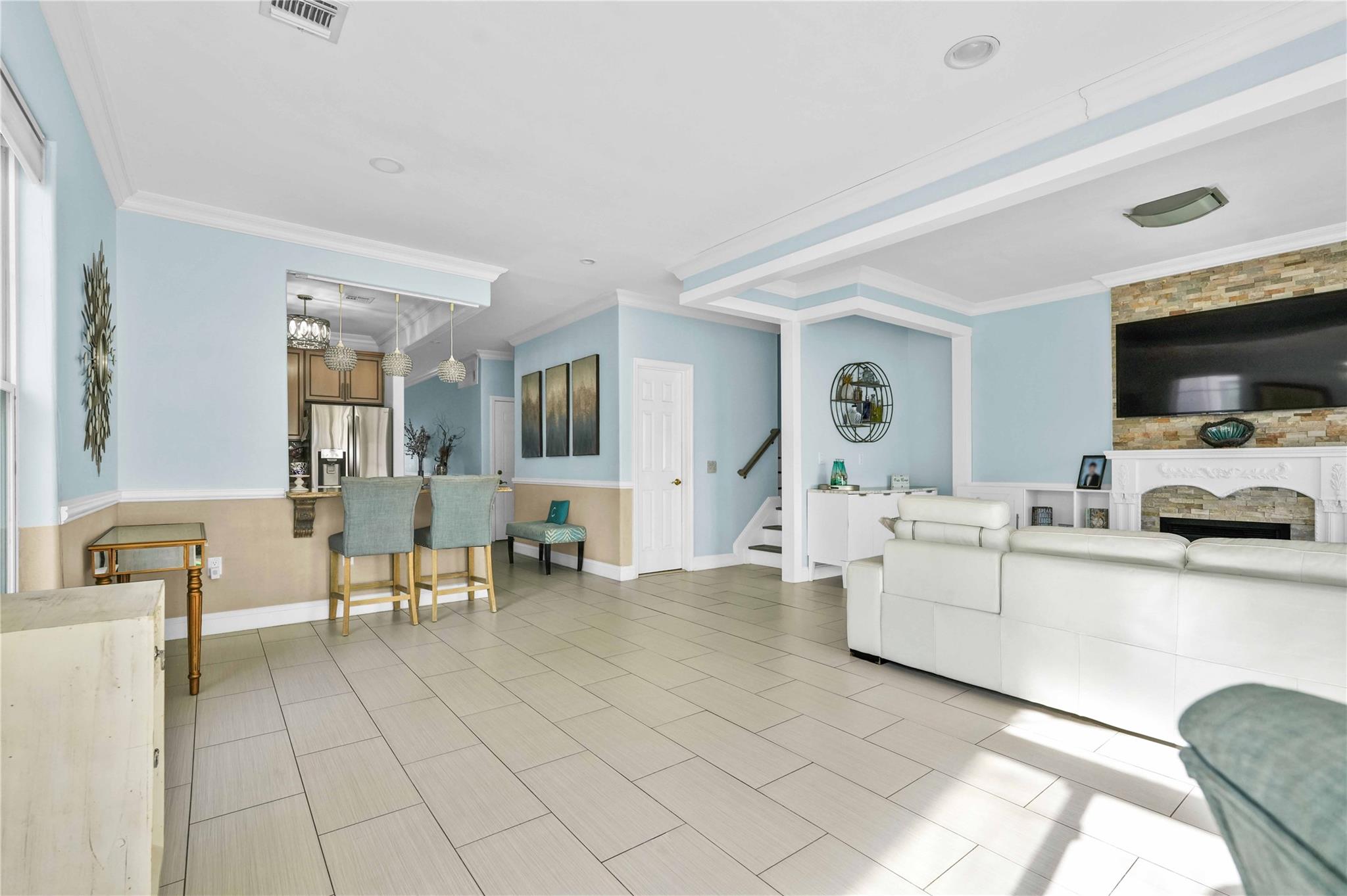 192 Beach 74th Street, Arverne, NY 11692